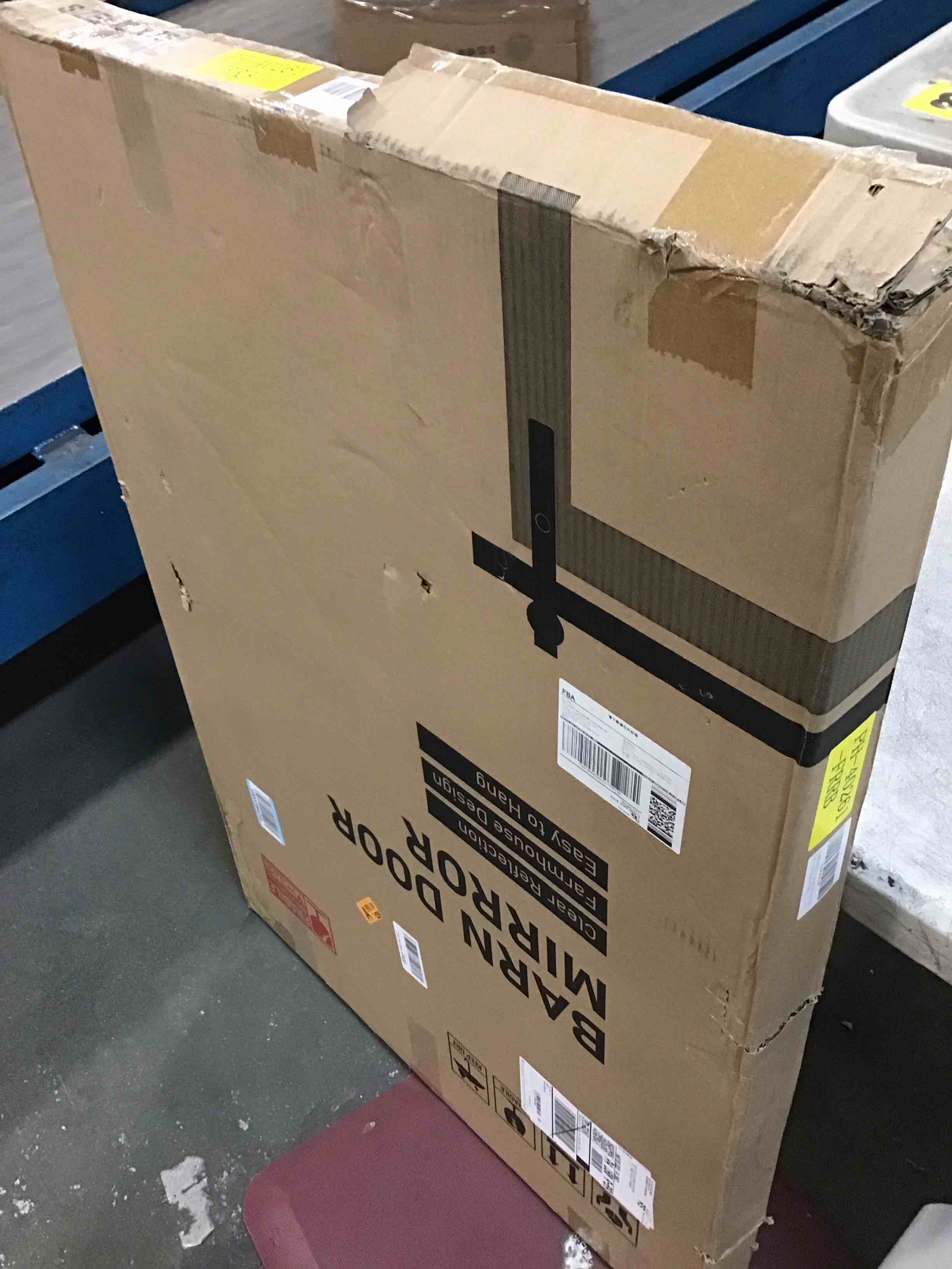 https://s3.amazonaws.com/lotting-images-prod/bidfta/GRA2289953_1740159109732.jpeg