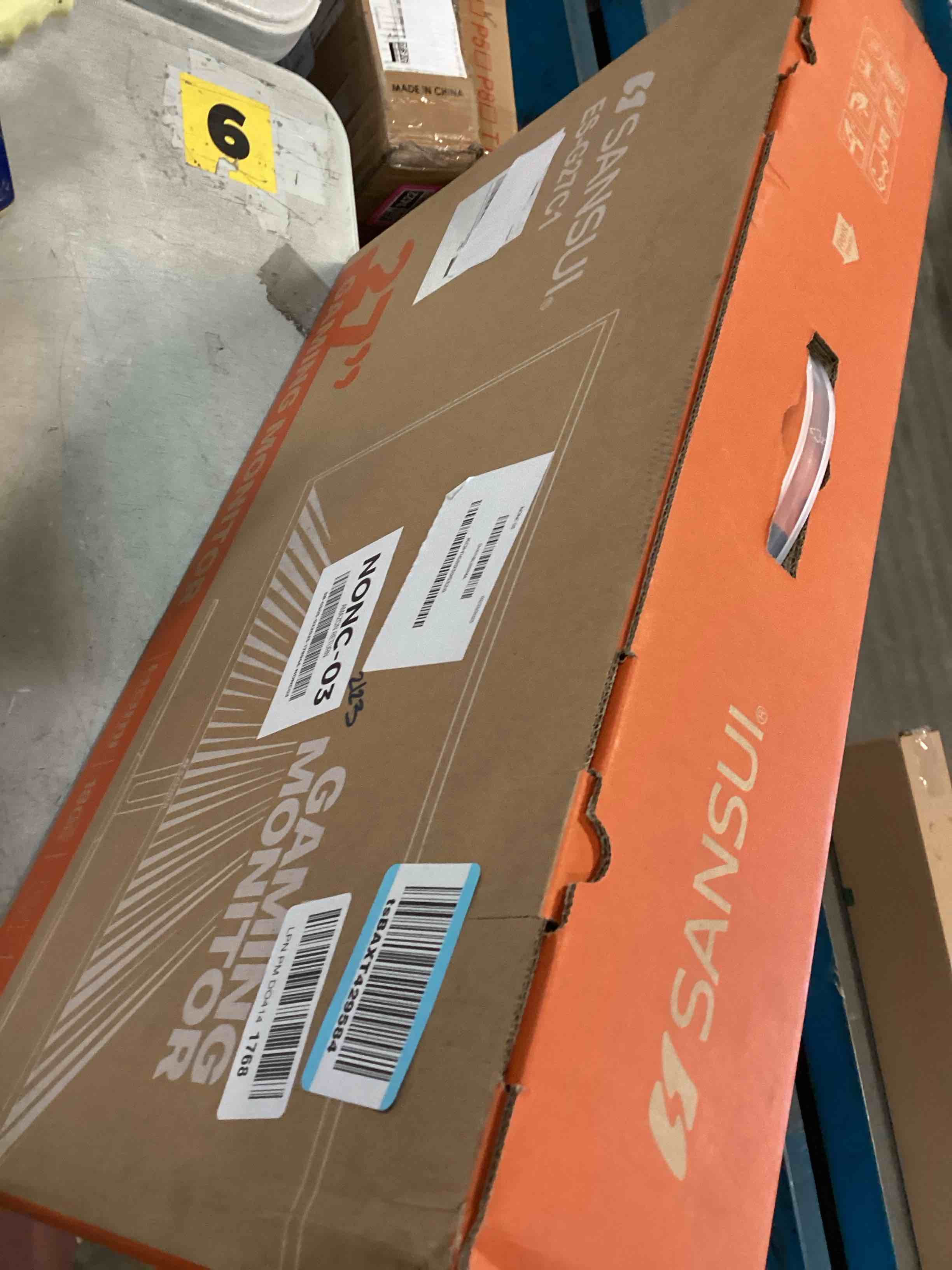 https://s3.amazonaws.com/lotting-images-prod/bidfta/GRA2292293_1742844251461.jpeg