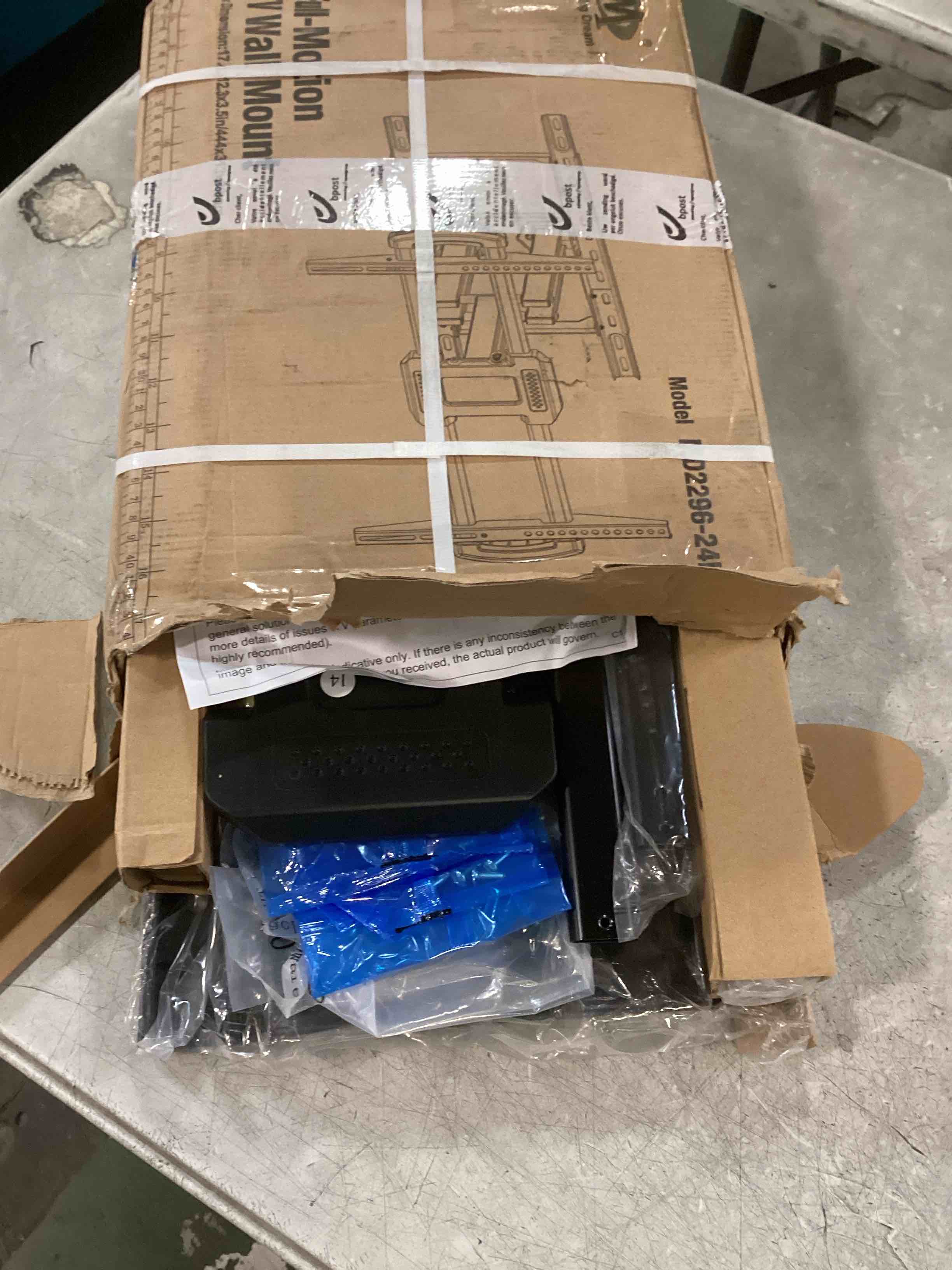 https://s3.amazonaws.com/lotting-images-prod/bidfta/GRA2292775_1750077848477.jpeg