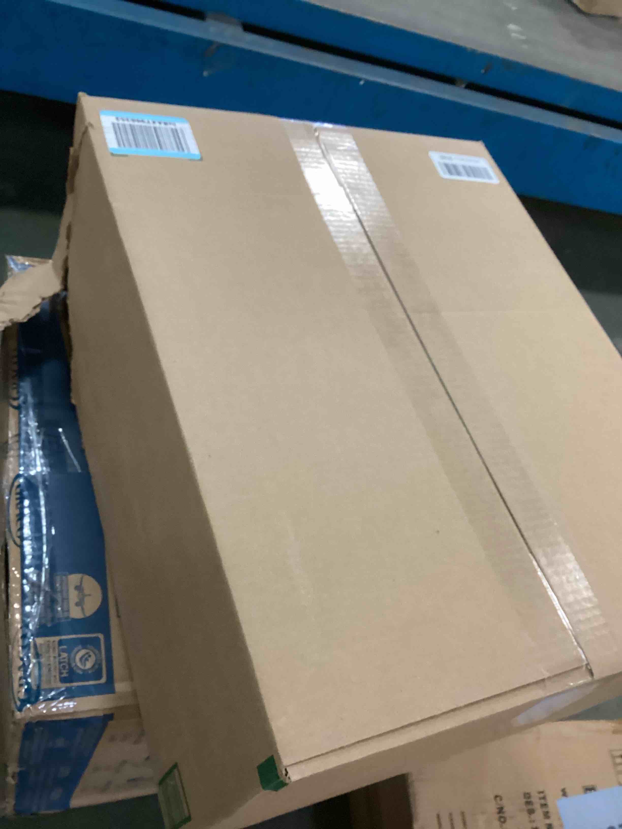 https://s3.amazonaws.com/lotting-images-prod/bidfta/GRA2293412_1739801146788.jpeg