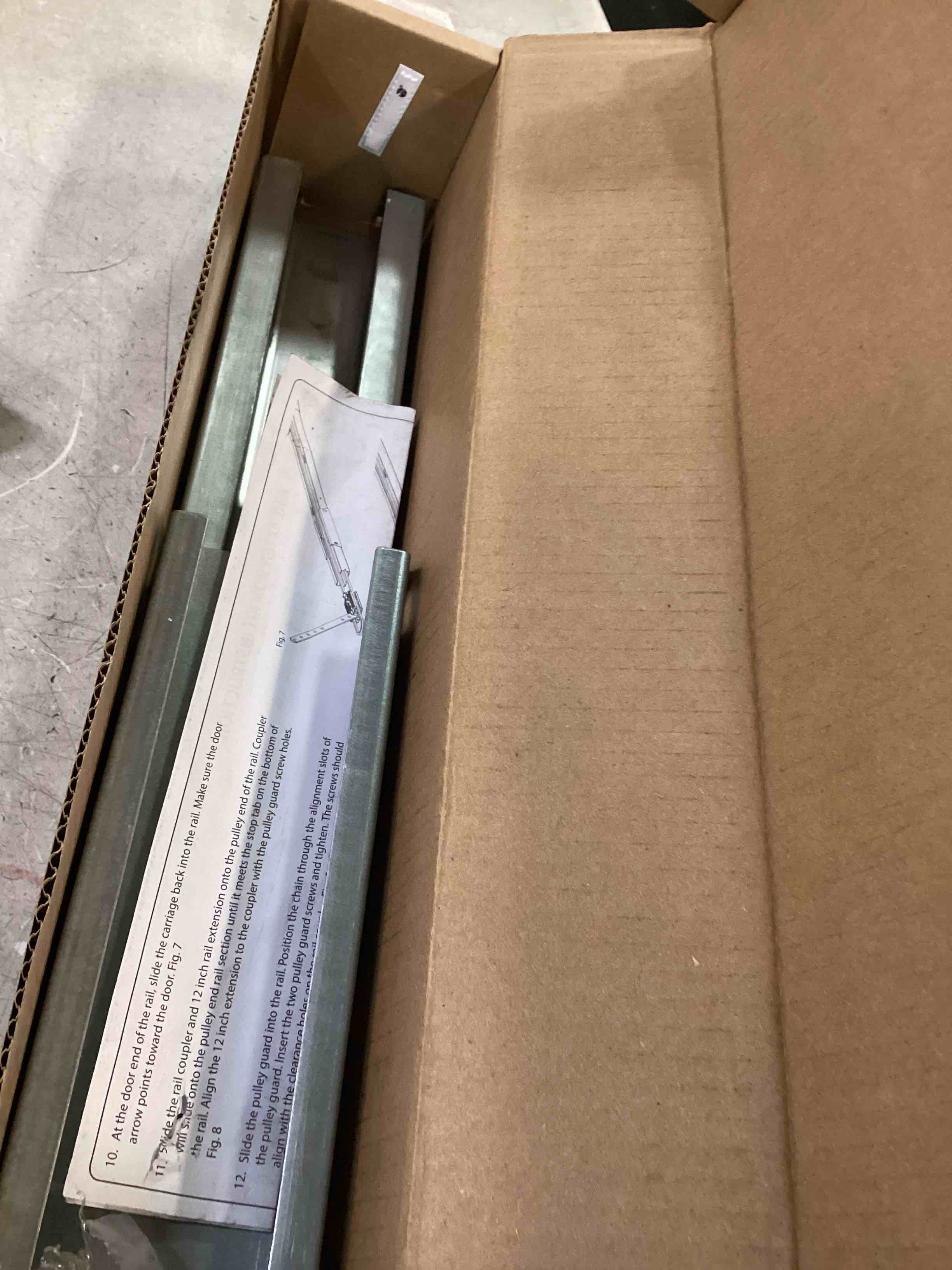 https://s3.amazonaws.com/lotting-images-prod/bidfta/GRA2294101_1739996387493.jpeg