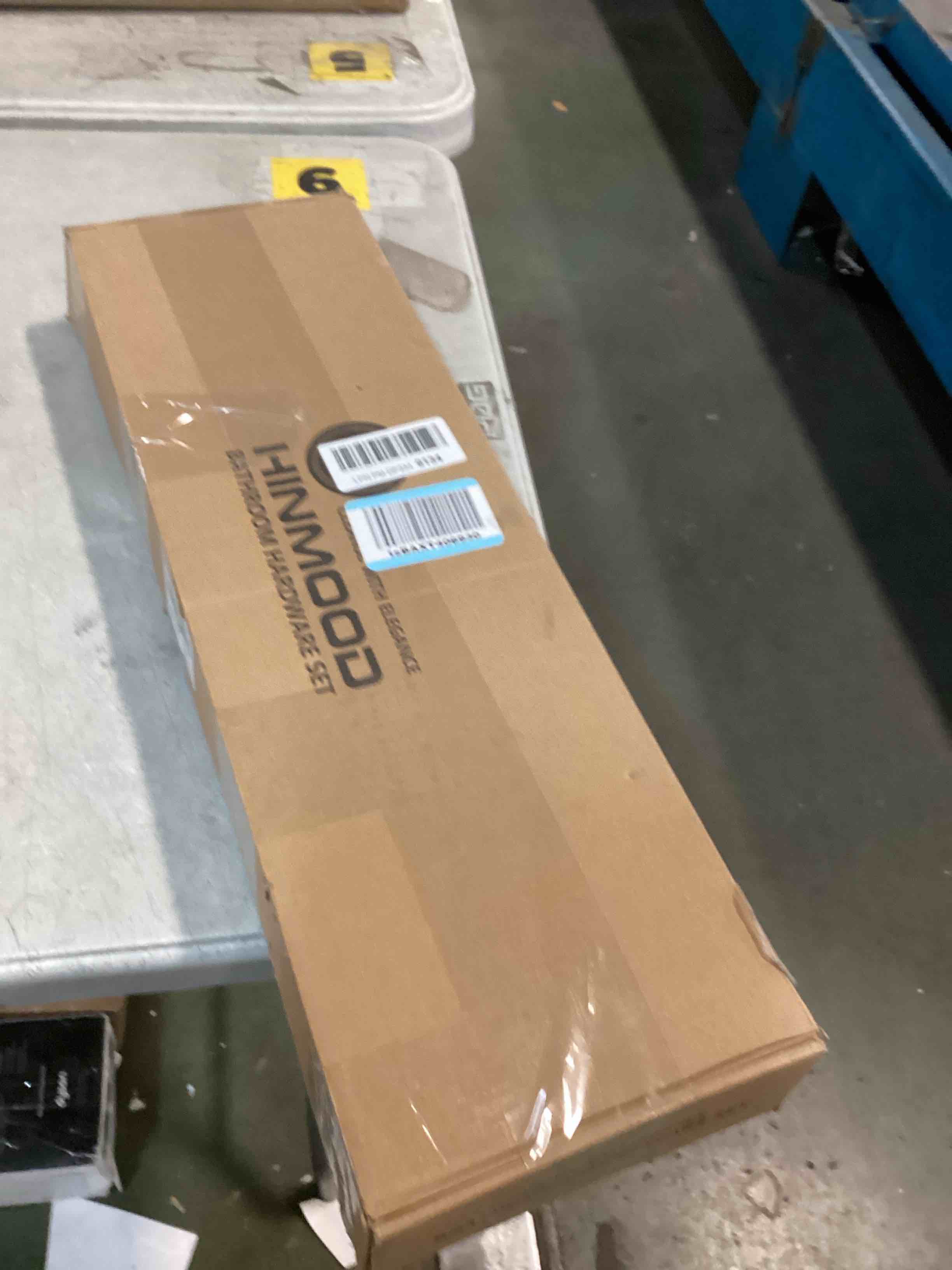 https://s3.amazonaws.com/lotting-images-prod/bidfta/GRA2294495_1740151643316.jpeg