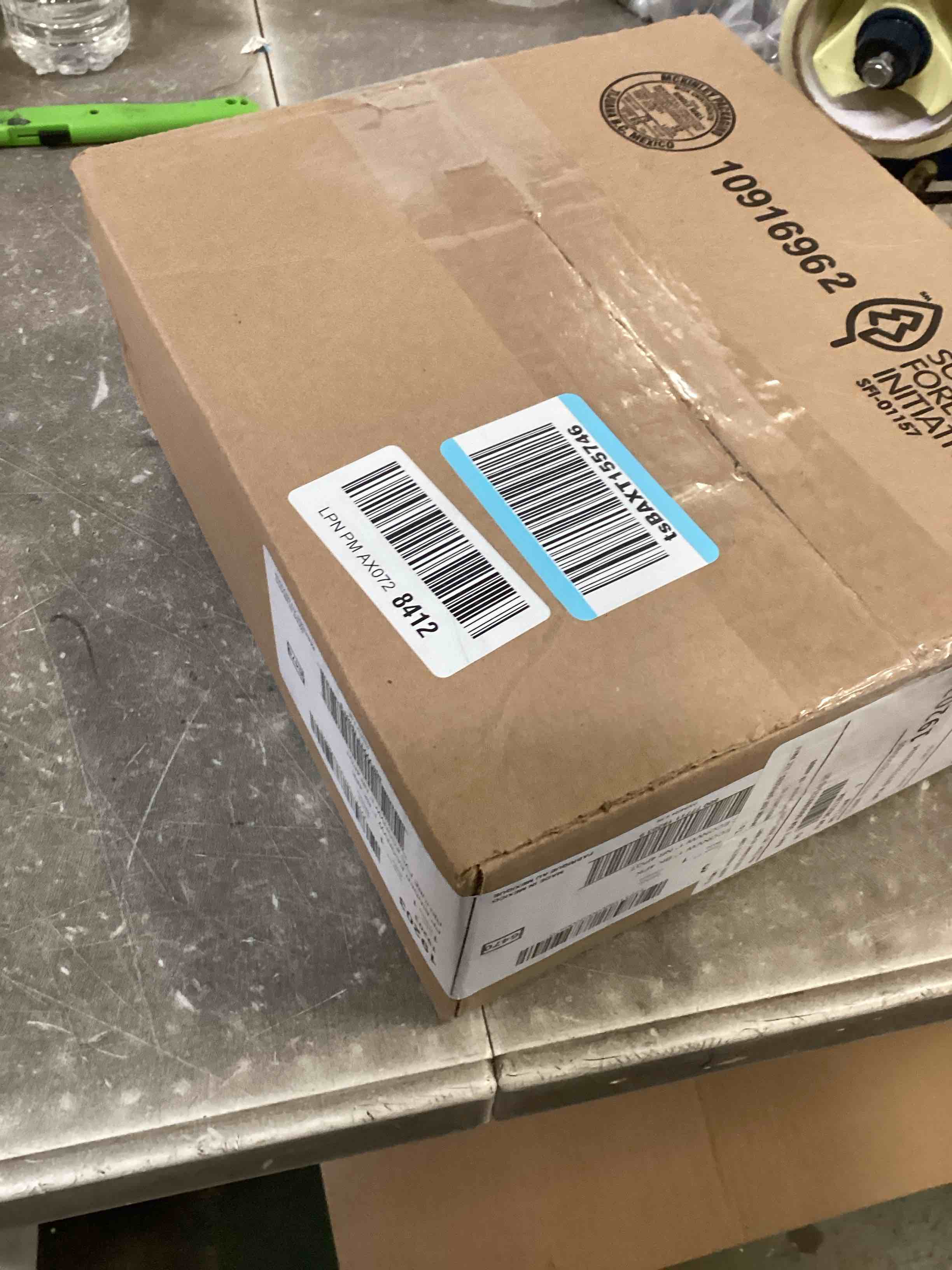https://s3.amazonaws.com/lotting-images-prod/bidfta/GRA2295049_1740504706532.jpeg