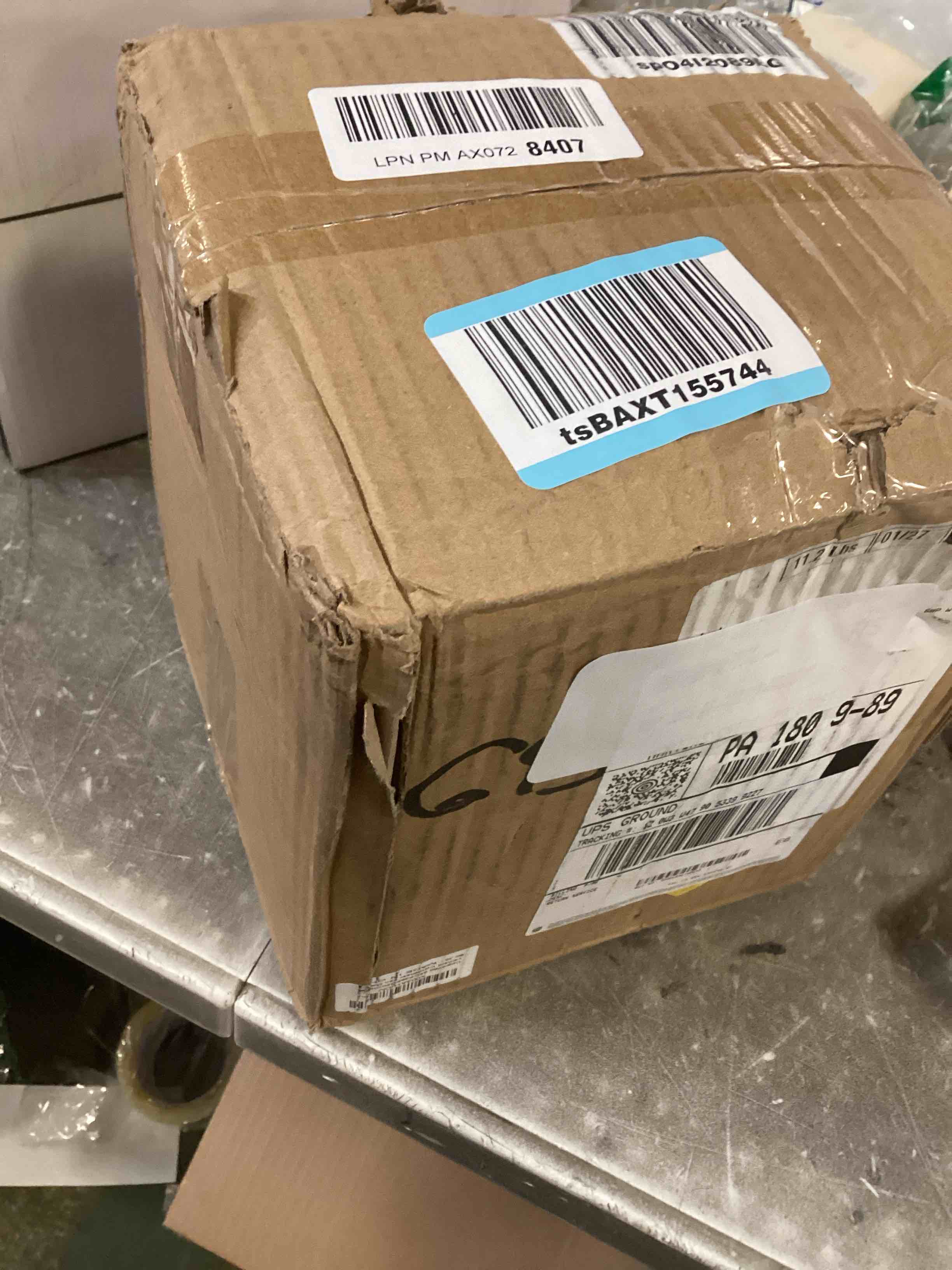 https://s3.amazonaws.com/lotting-images-prod/bidfta/GRA2295130_1740513247956.jpeg