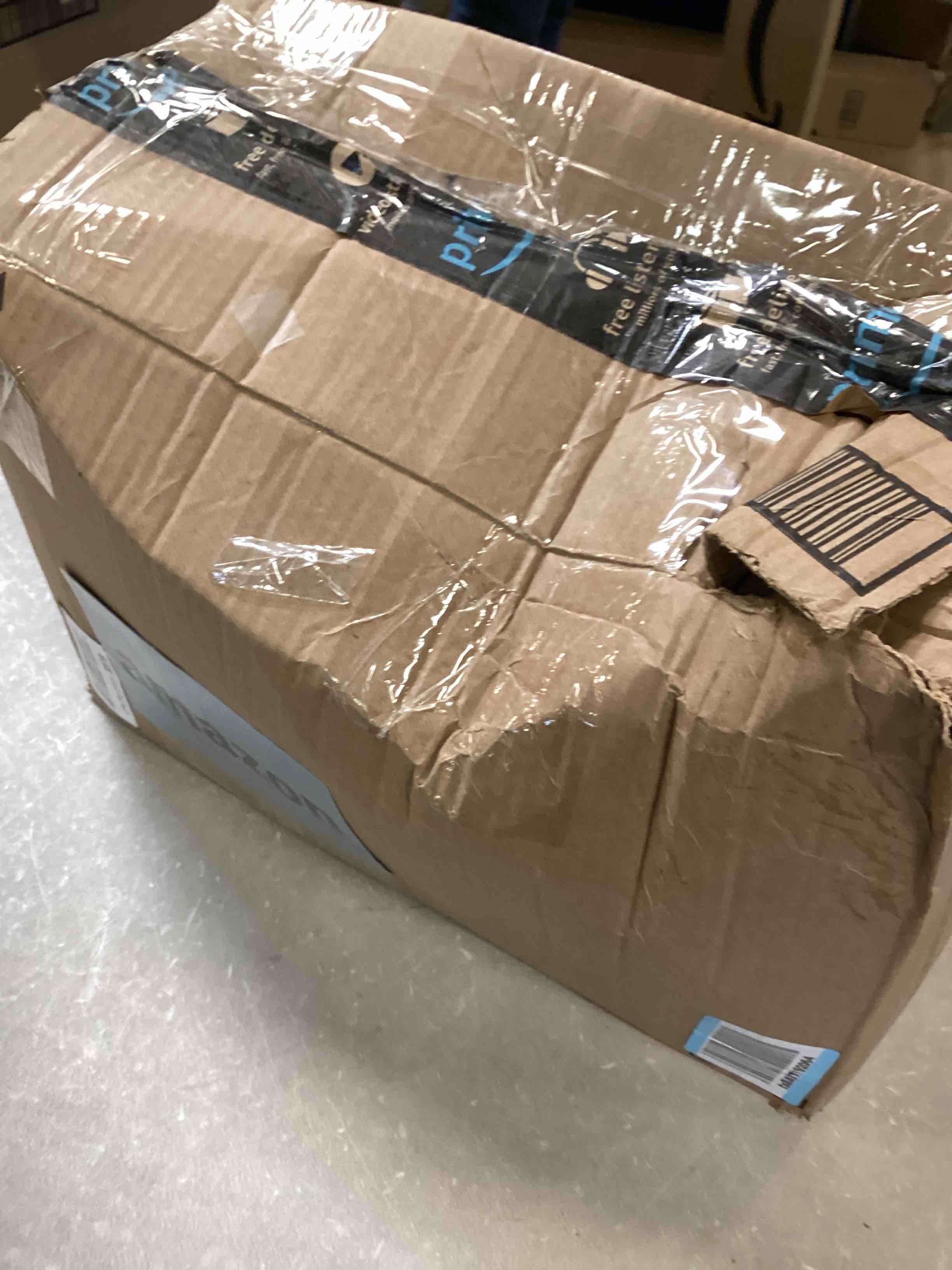 https://s3.amazonaws.com/lotting-images-prod/bidfta/GRA2295757_1740762899982.jpeg