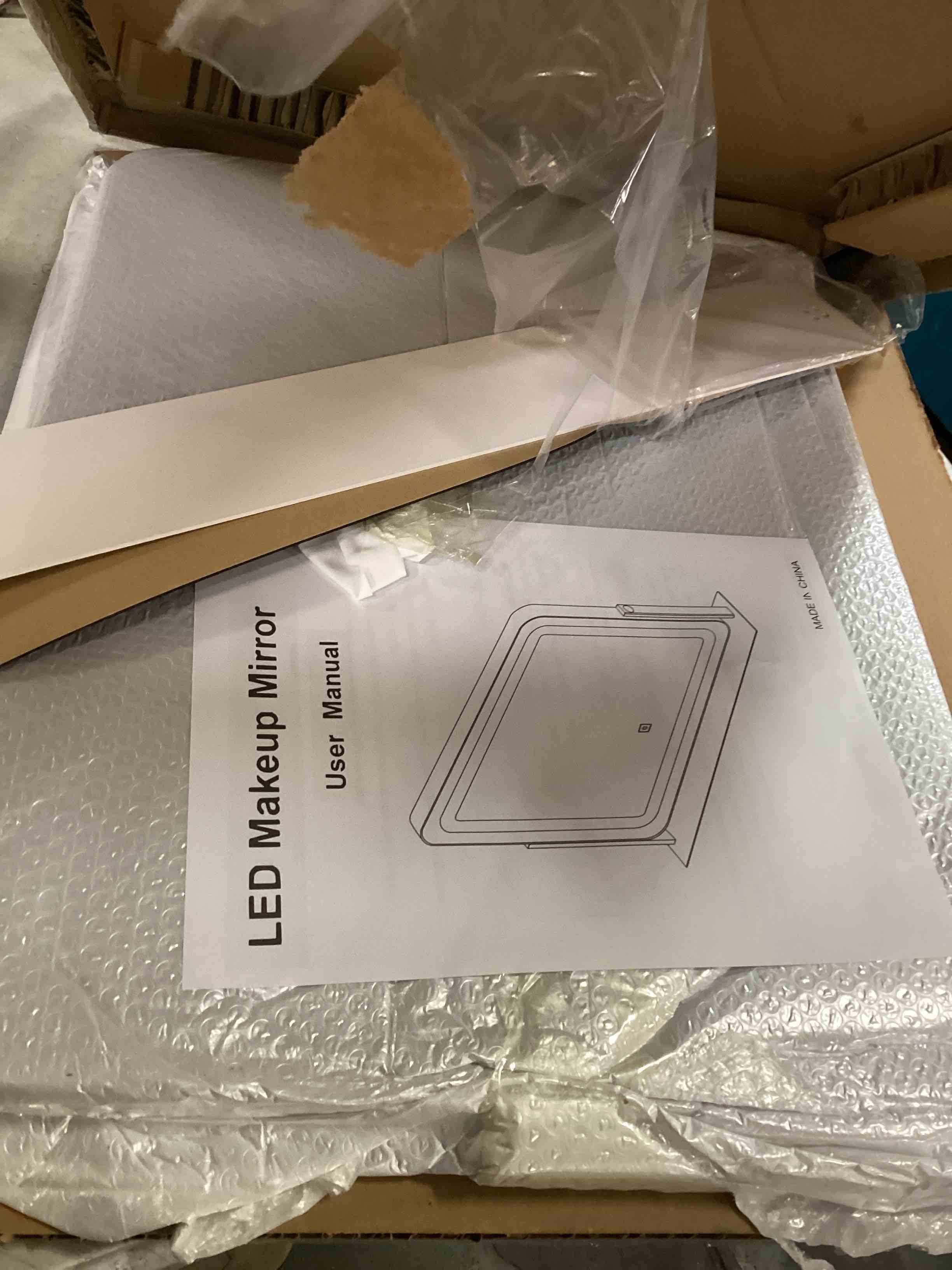 https://s3.amazonaws.com/lotting-images-prod/bidfta/GRA2295905_1741012058844.jpeg
