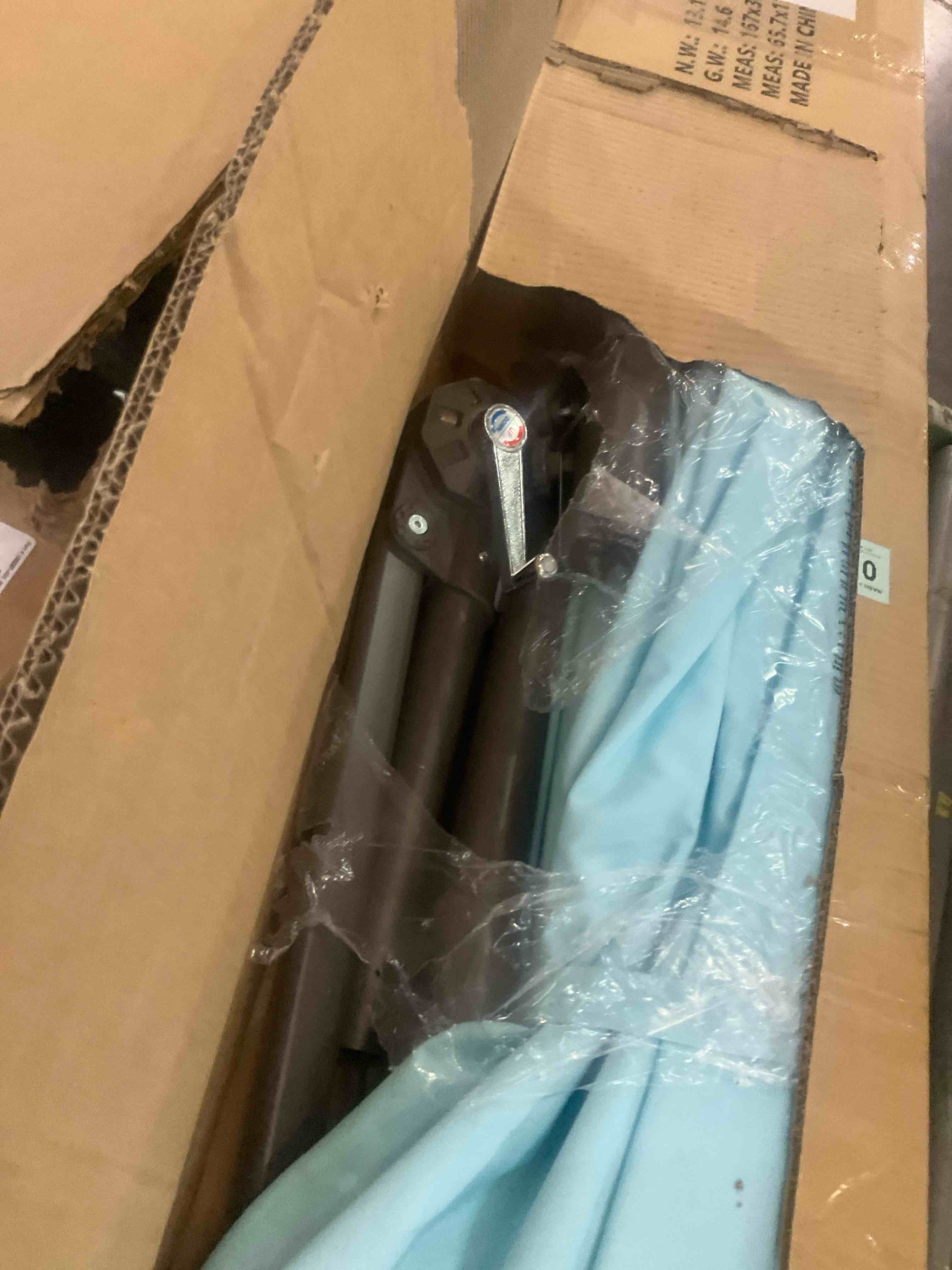 https://s3.amazonaws.com/lotting-images-prod/bidfta/GRA2296289_1747321018320.jpeg