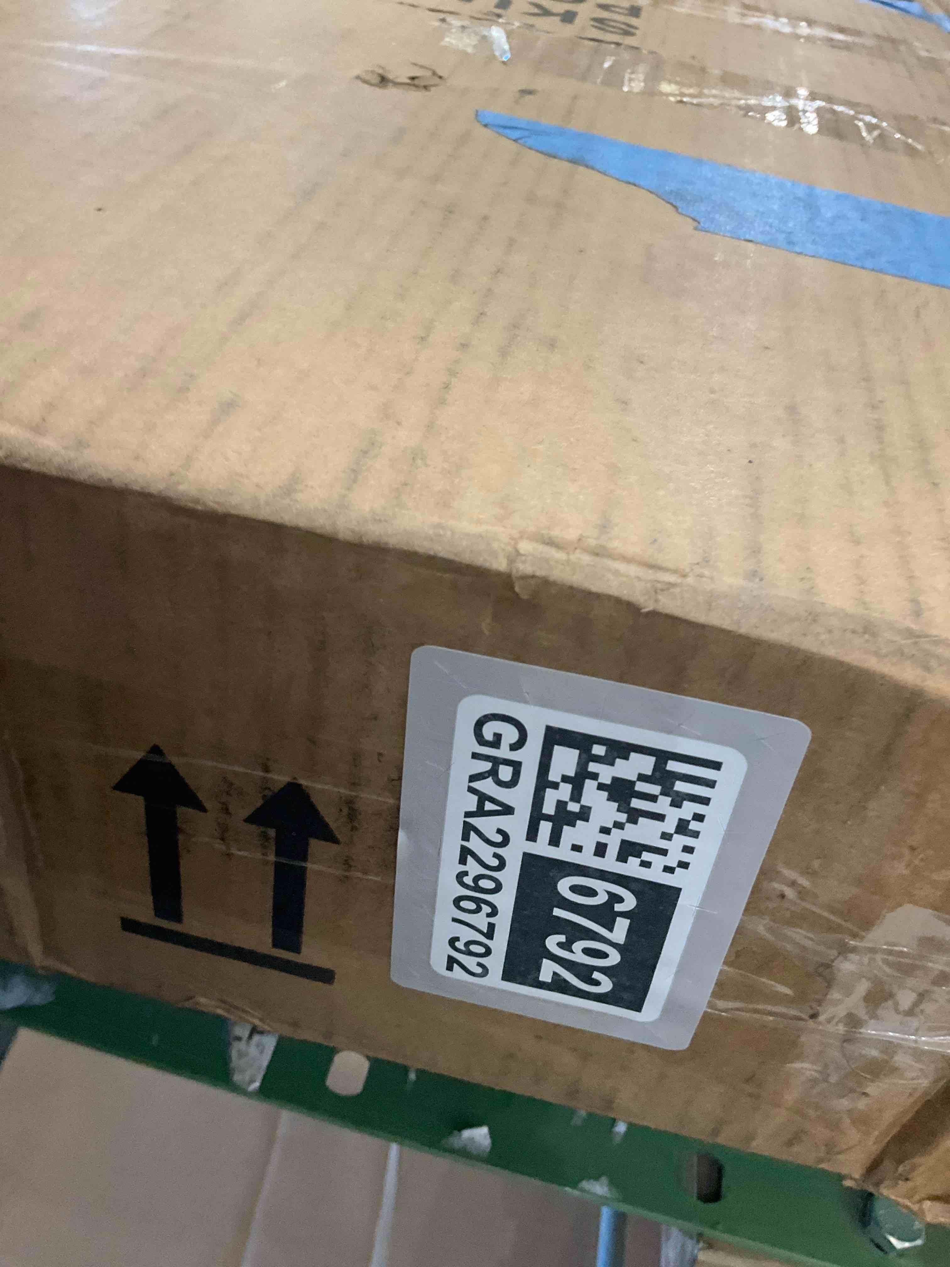 https://s3.amazonaws.com/lotting-images-prod/bidfta/GRA2296792_1747854009956.jpeg
