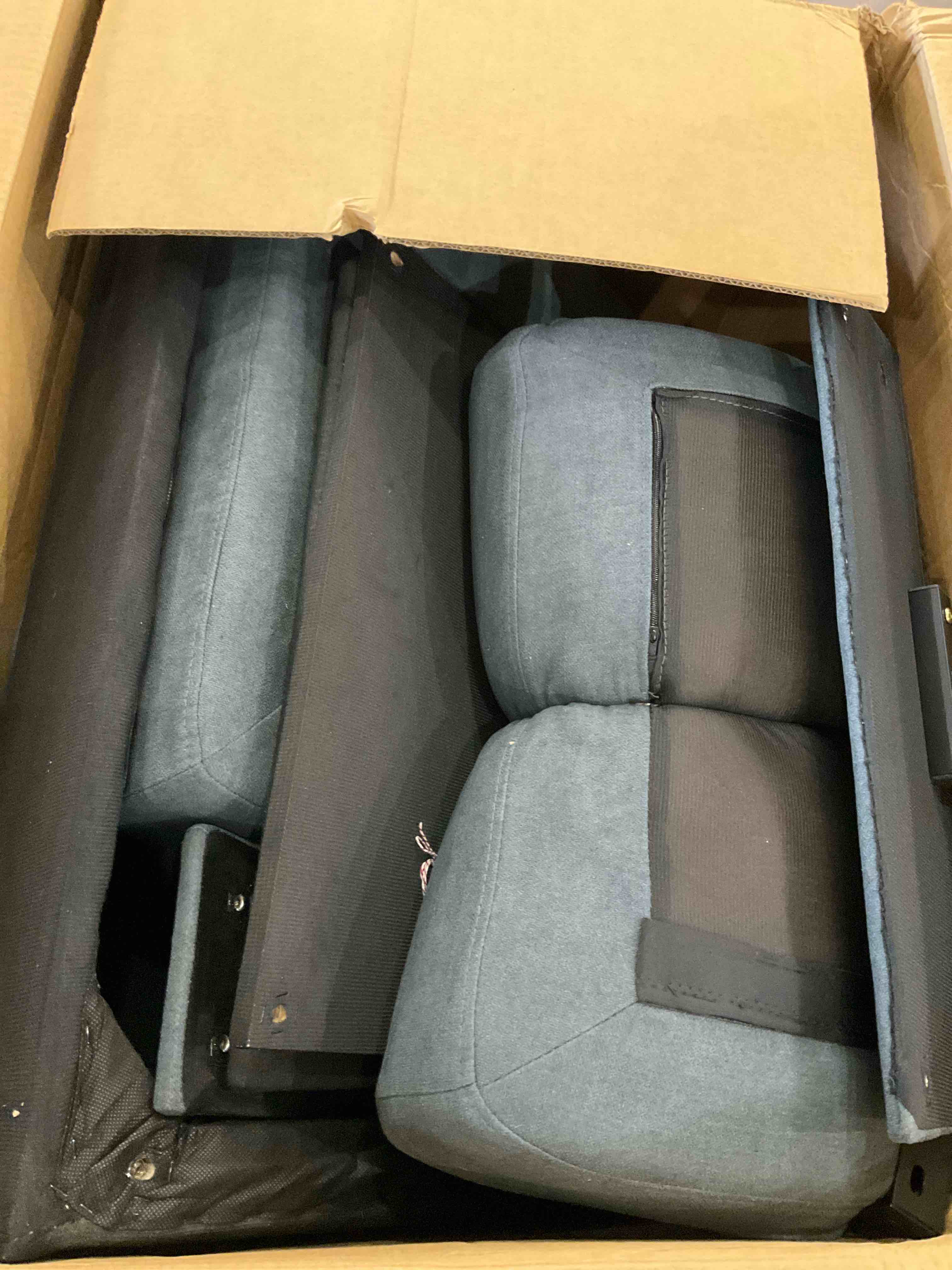 https://s3.amazonaws.com/lotting-images-prod/bidfta/GRA2297425_1748607907127.jpeg
