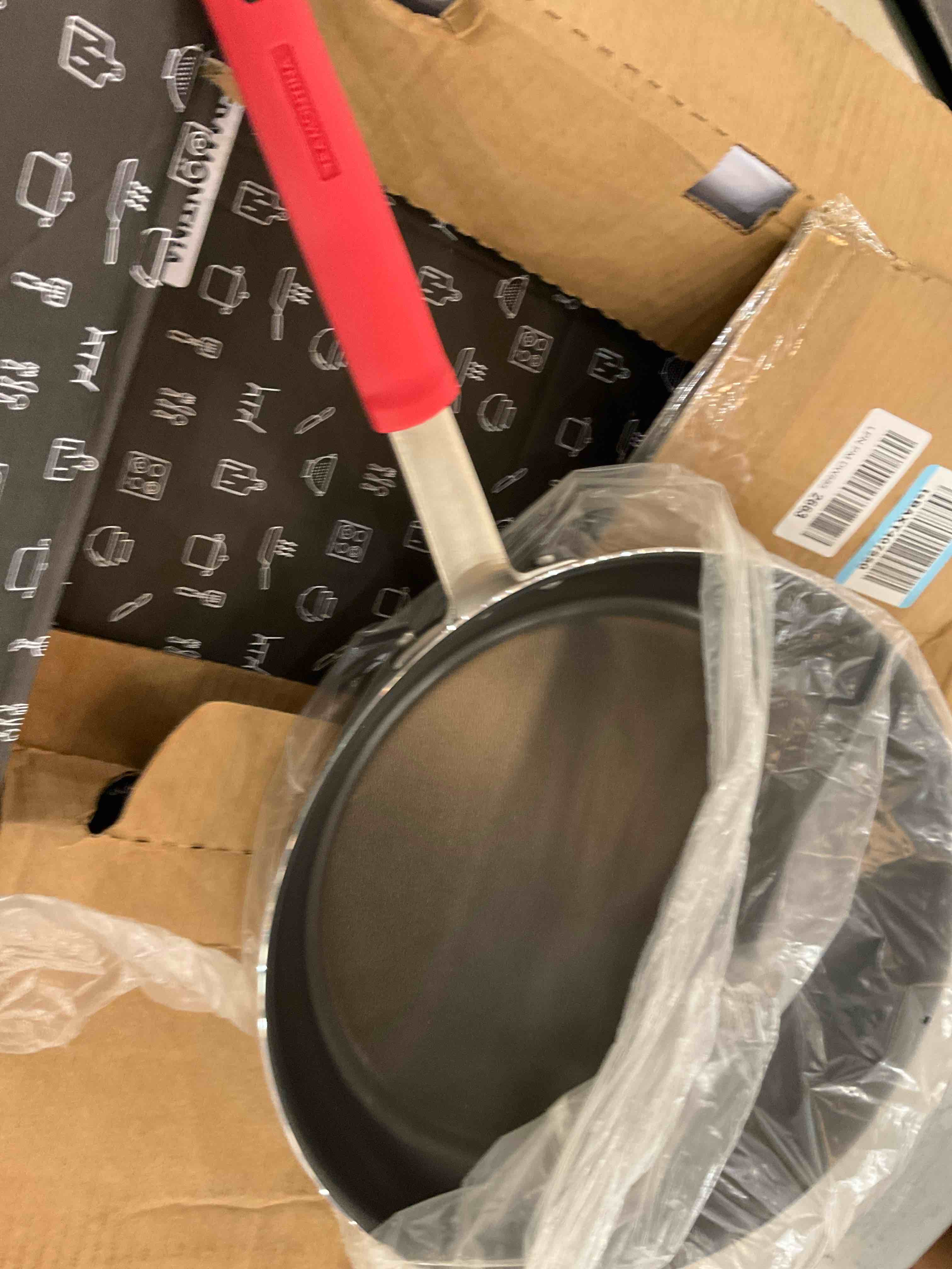 https://s3.amazonaws.com/lotting-images-prod/bidfta/GRA2299703_1747330368081.jpeg