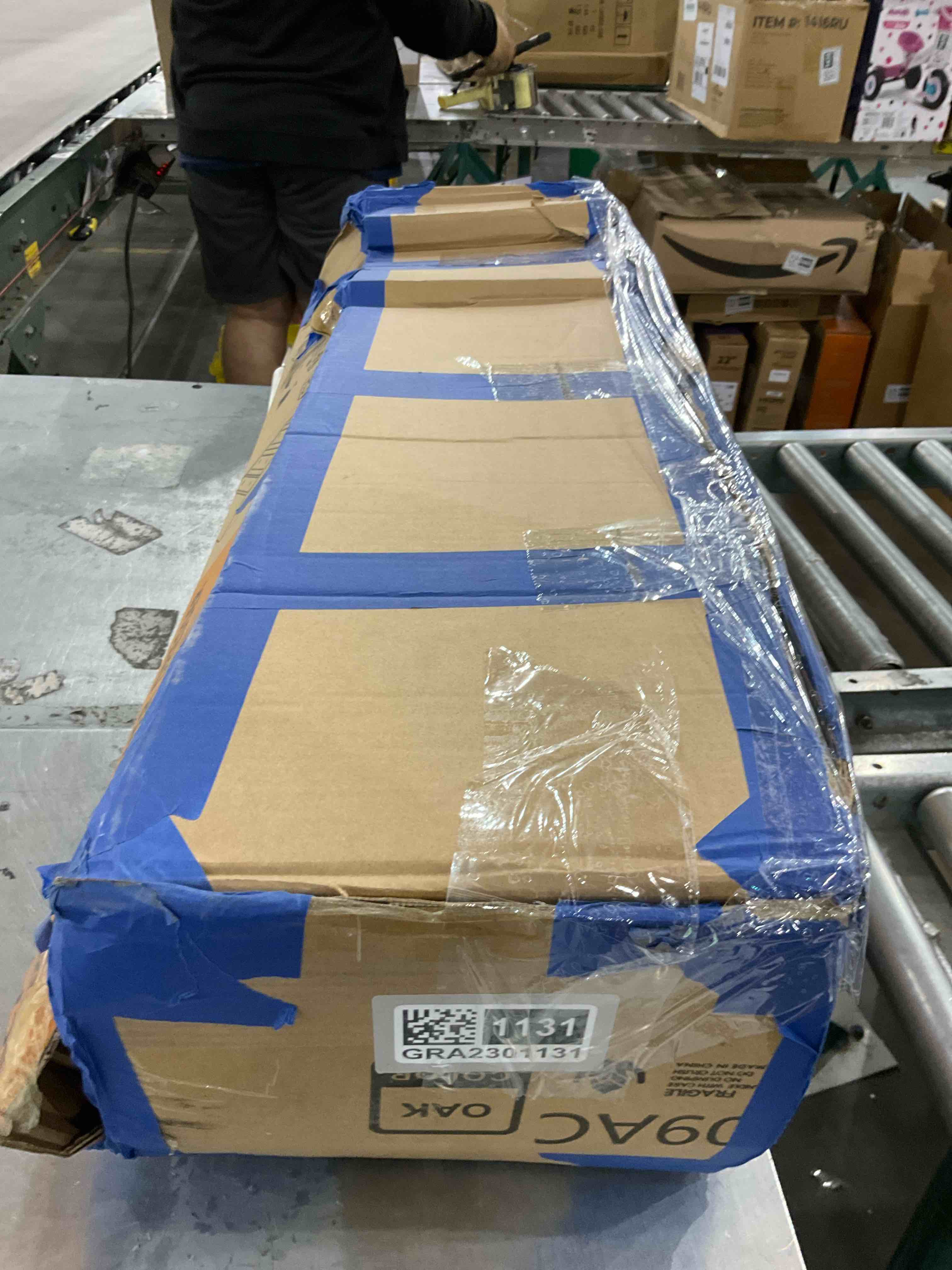 https://s3.amazonaws.com/lotting-images-prod/bidfta/GRA2301131_1747657870242.jpeg