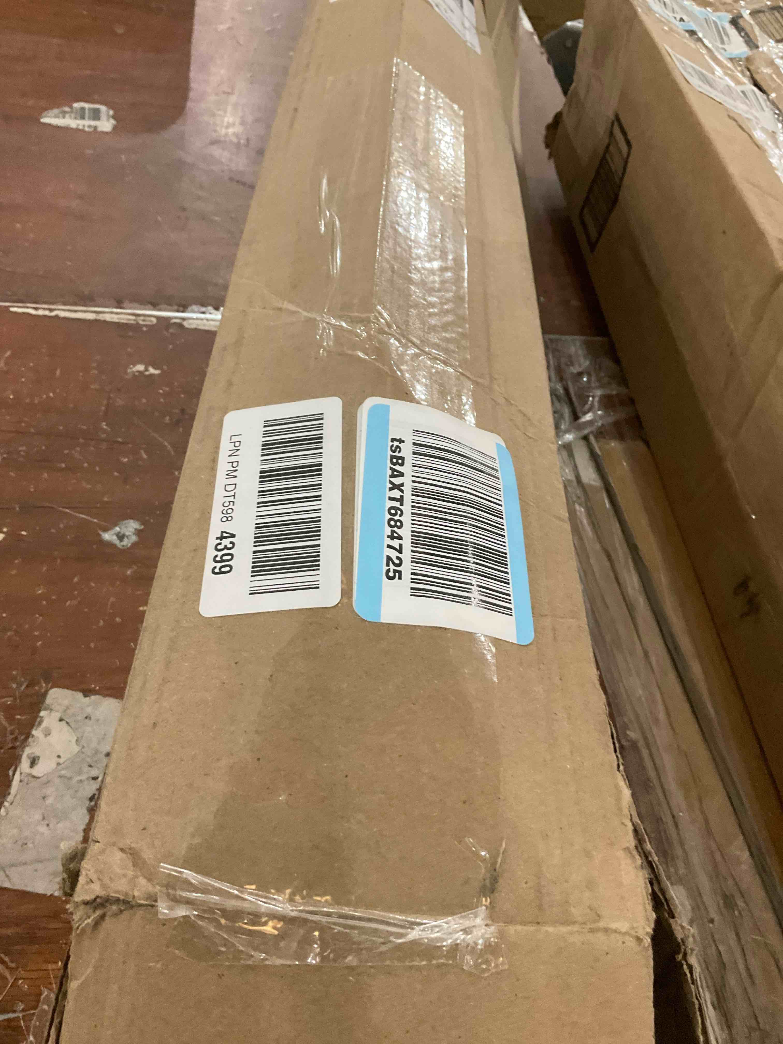 https://s3.amazonaws.com/lotting-images-prod/bidfta/GRA2301217_1747421890306.jpeg