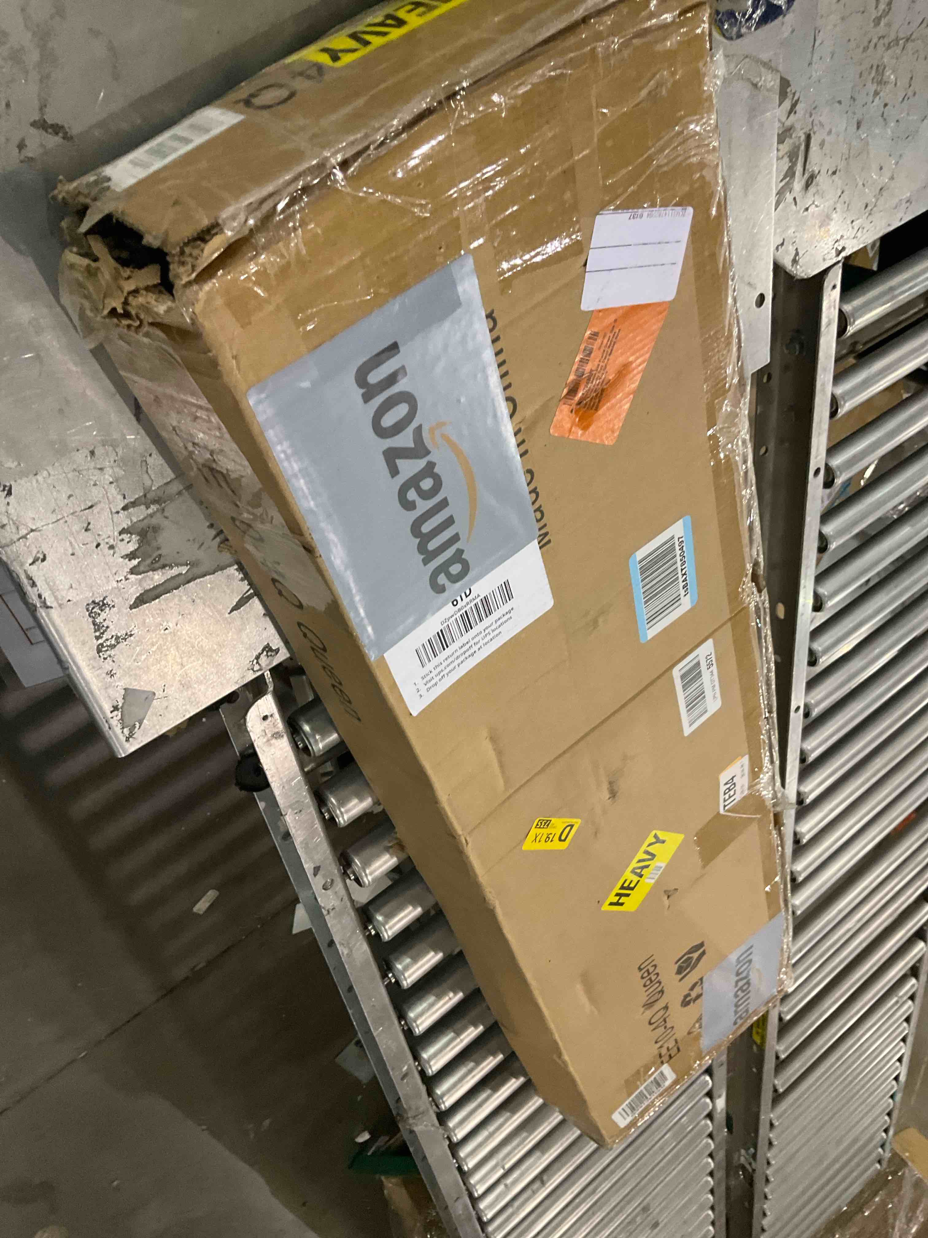 https://s3.amazonaws.com/lotting-images-prod/bidfta/GRA2301371_1747655572010.jpeg