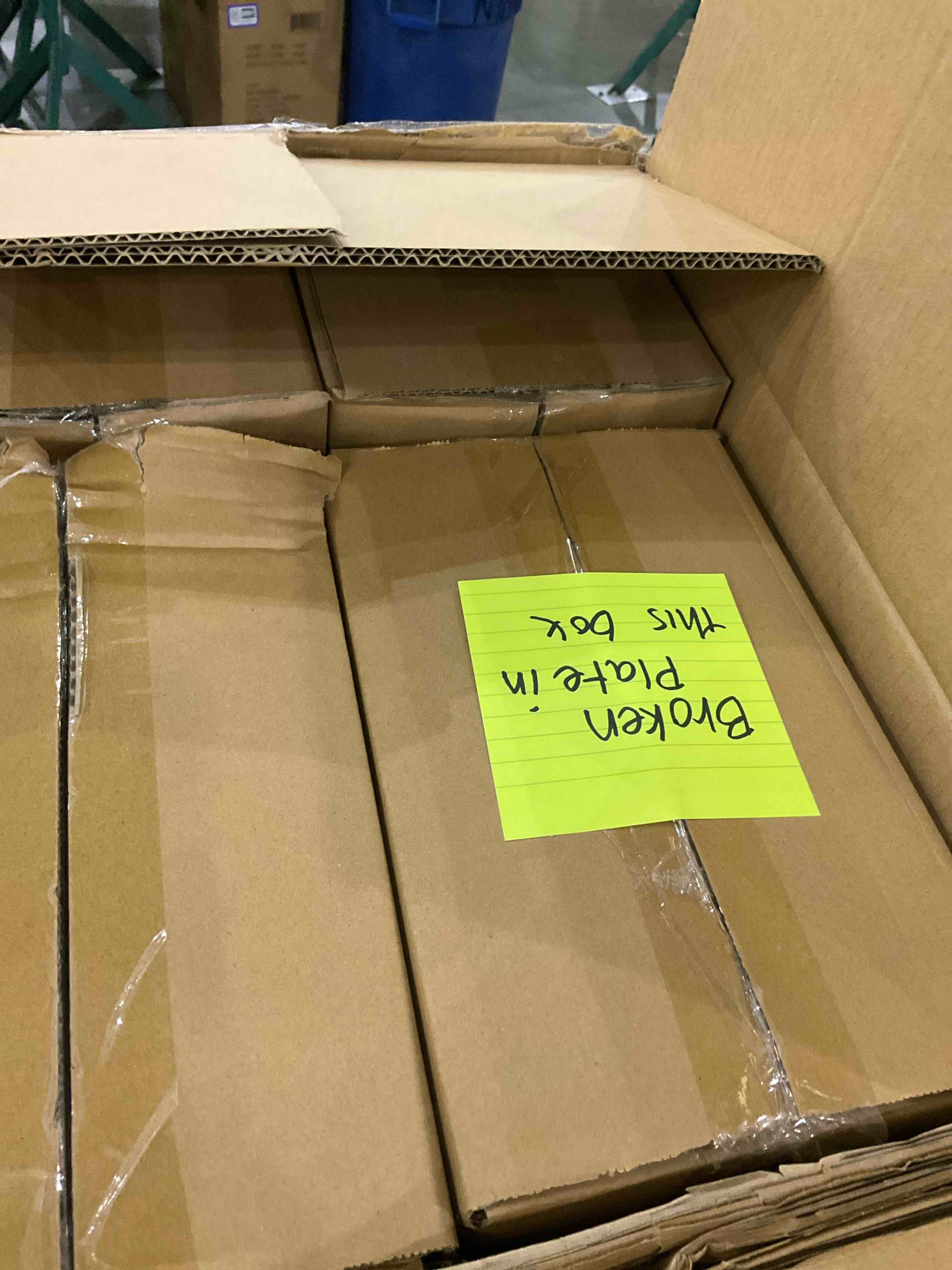 https://s3.amazonaws.com/lotting-images-prod/bidfta/GRA2301420_1747657967240.jpeg