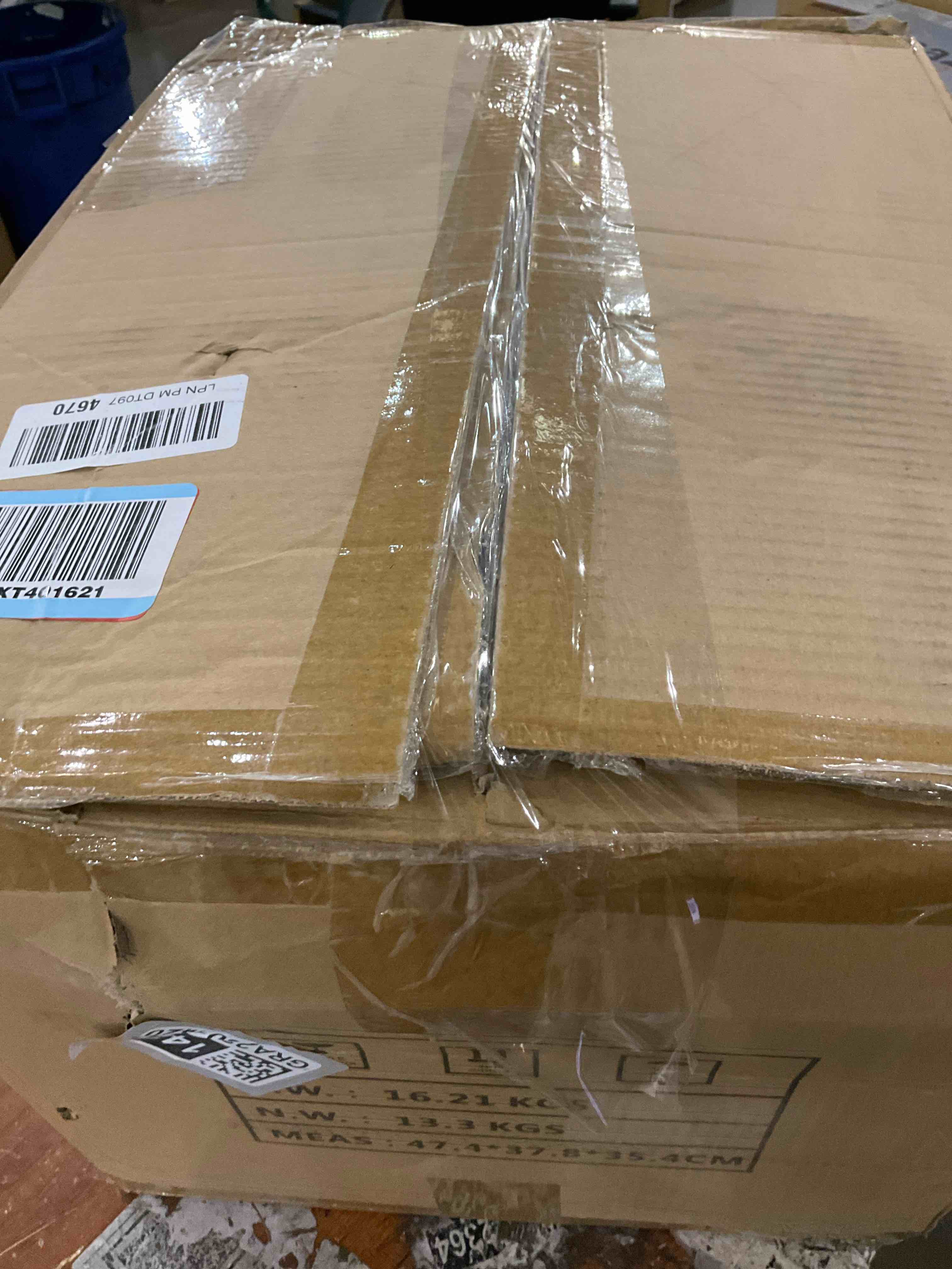 https://s3.amazonaws.com/lotting-images-prod/bidfta/GRA2301420_1747657996955.jpeg