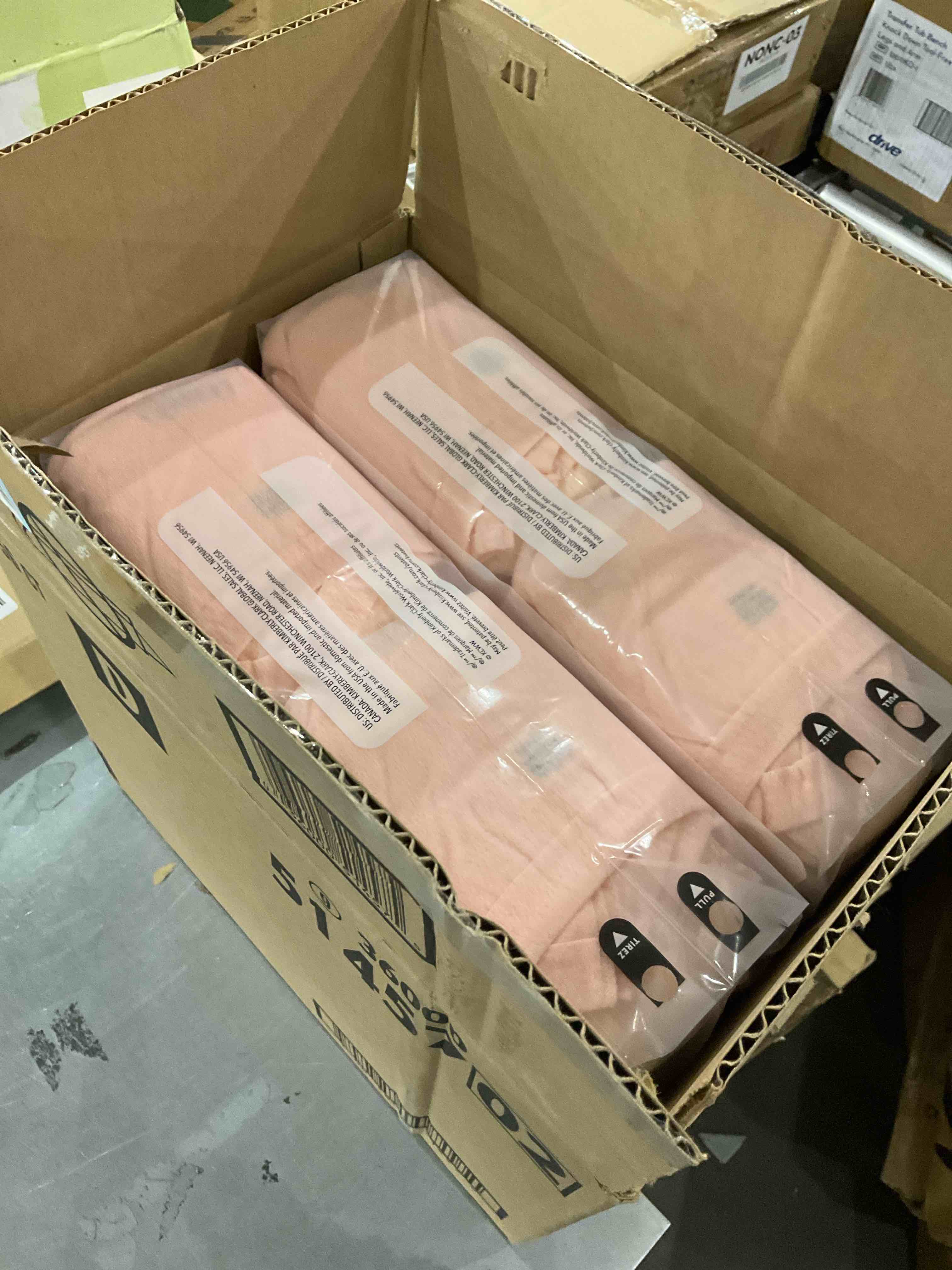 https://s3.amazonaws.com/lotting-images-prod/bidfta/GRA2301423_1747656148141.jpeg
