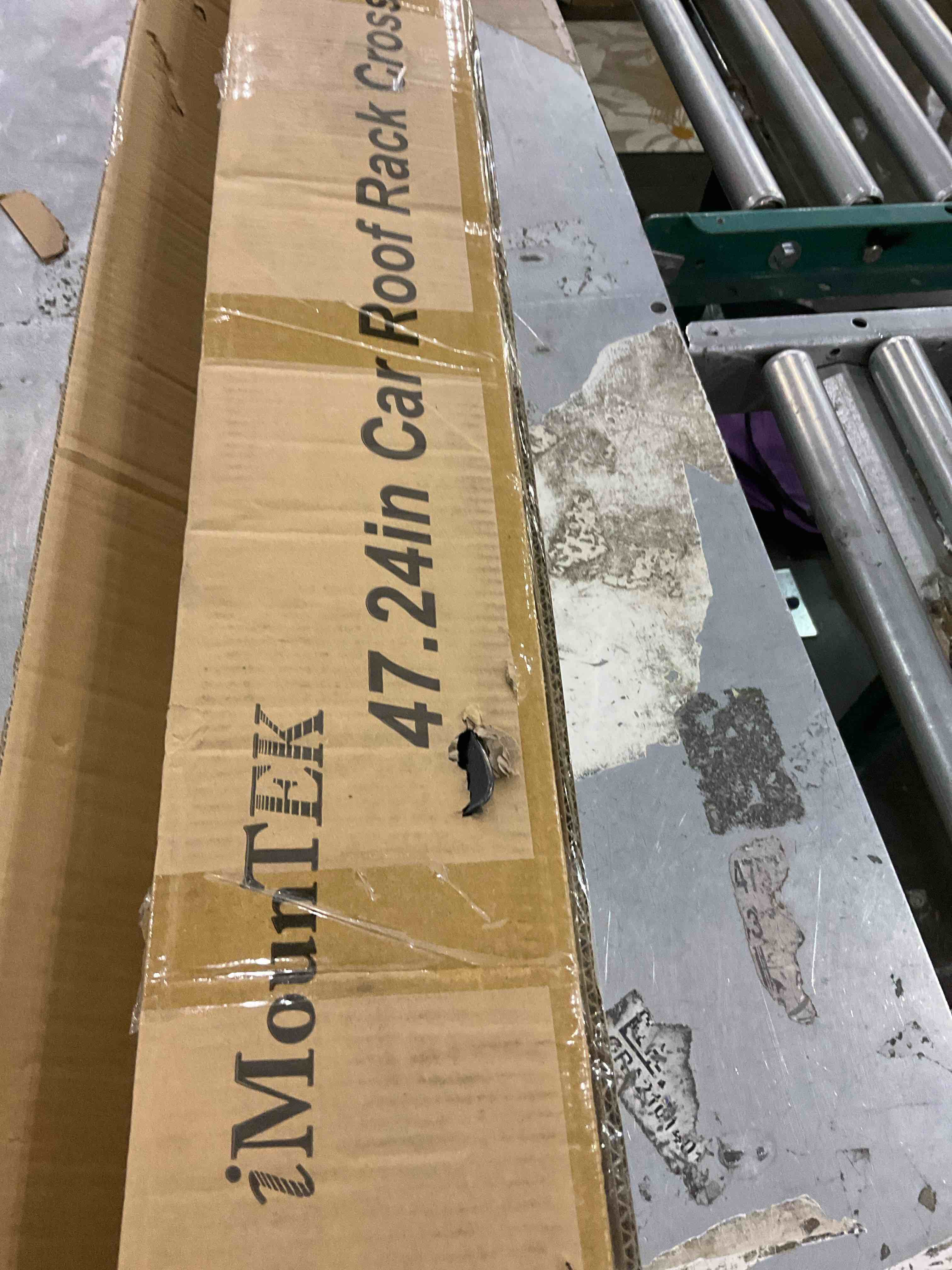 https://s3.amazonaws.com/lotting-images-prod/bidfta/GRA2302059_1747655742961.jpeg