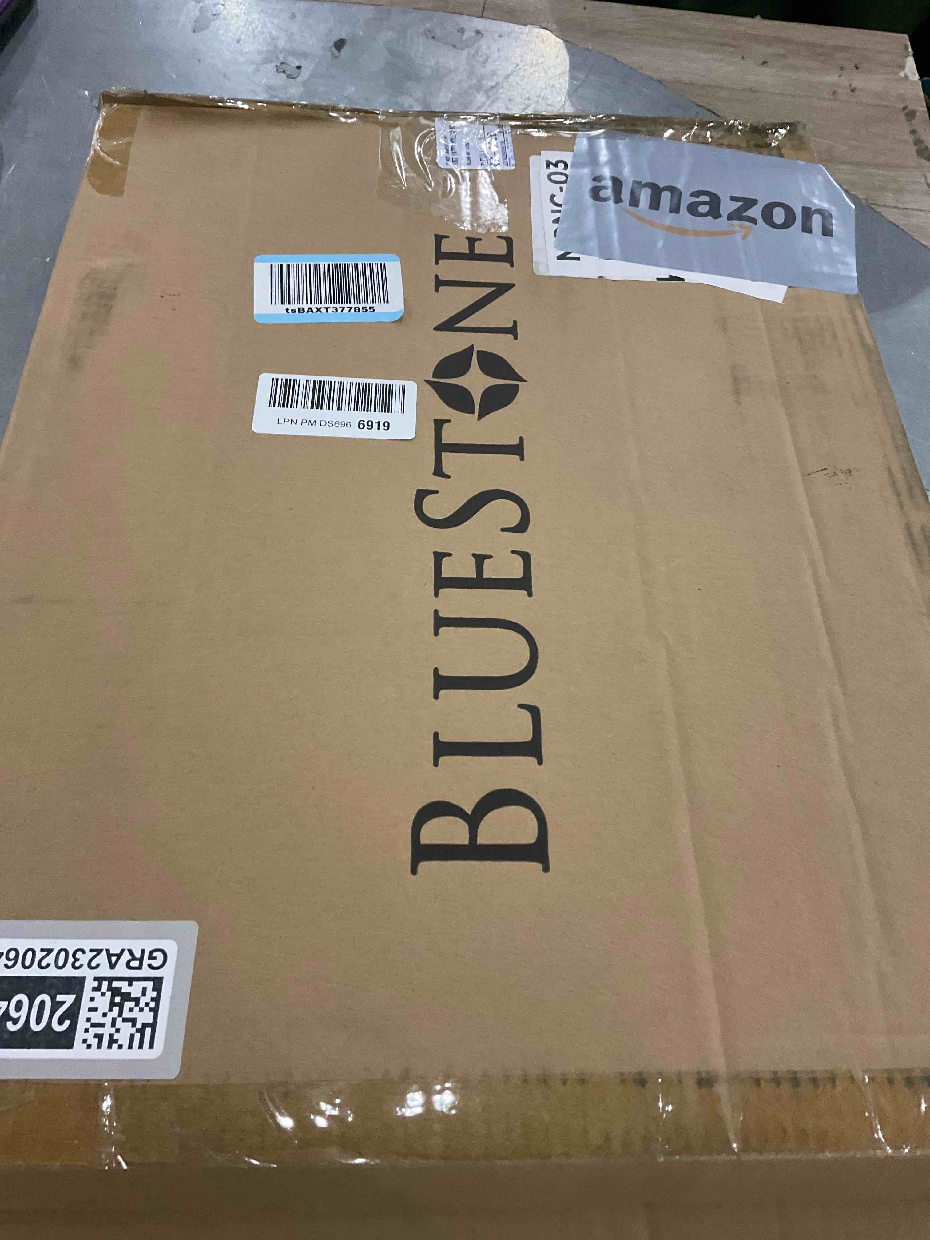 https://s3.amazonaws.com/lotting-images-prod/bidfta/GRA2302064_1747654703592.jpeg