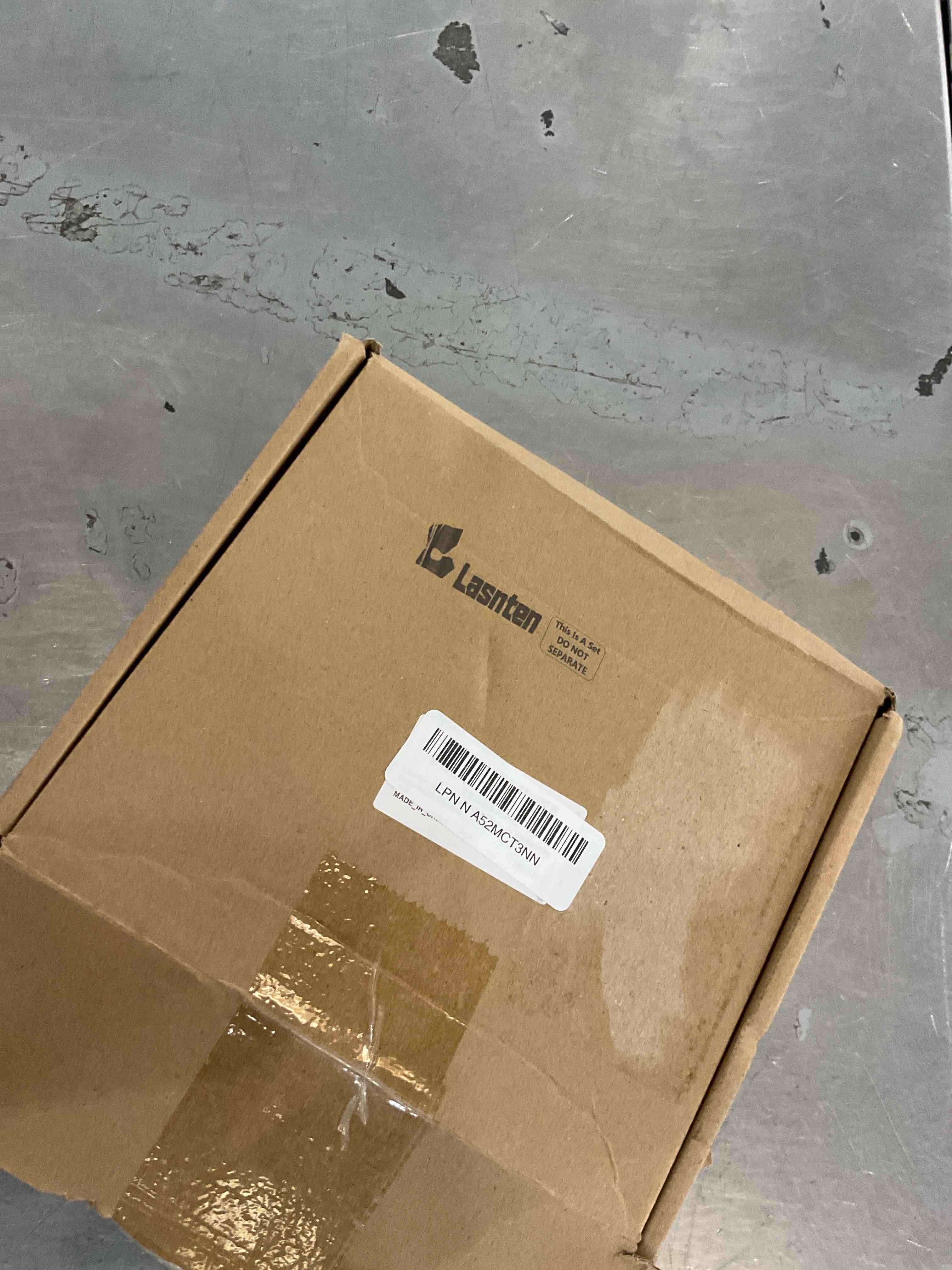 https://s3.amazonaws.com/lotting-images-prod/bidfta/GRA2302307_1747670167007.jpeg
