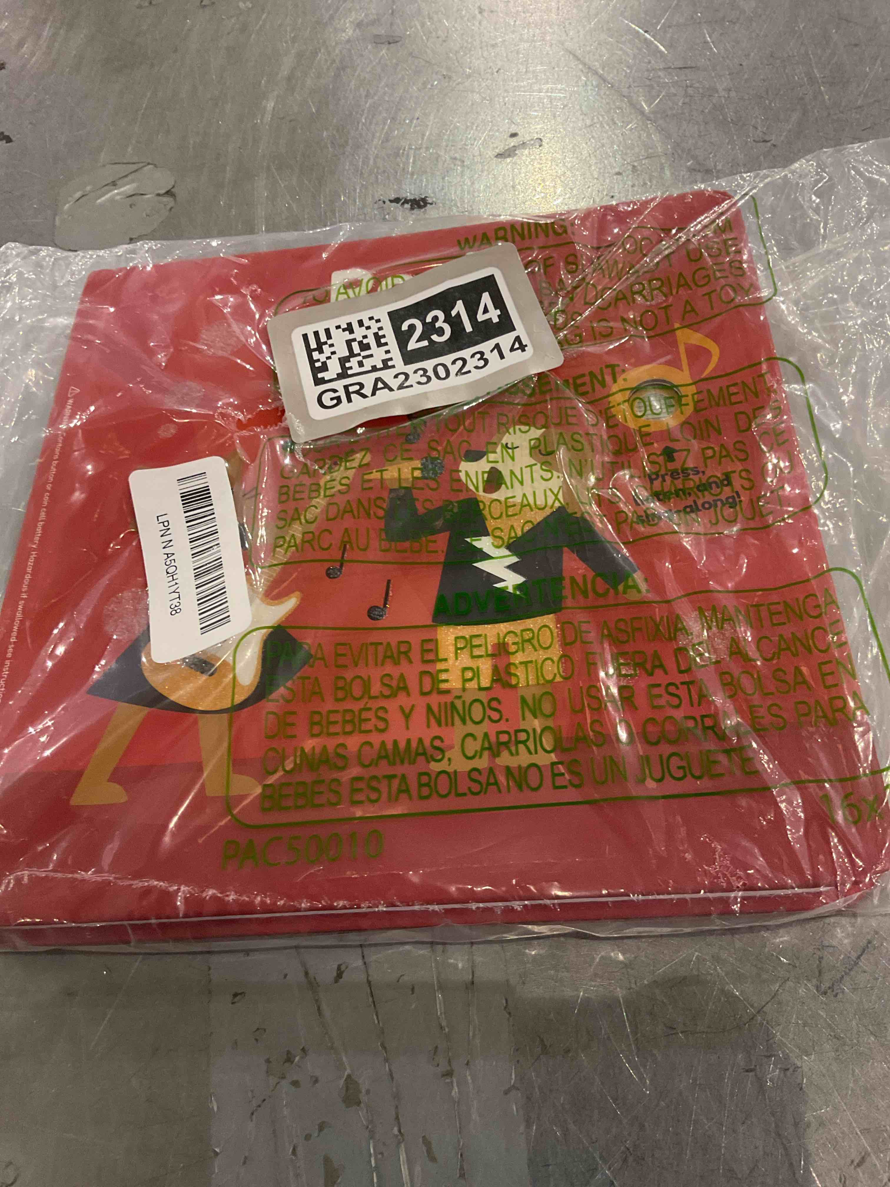 https://s3.amazonaws.com/lotting-images-prod/bidfta/GRA2302314_1747668604786.jpeg