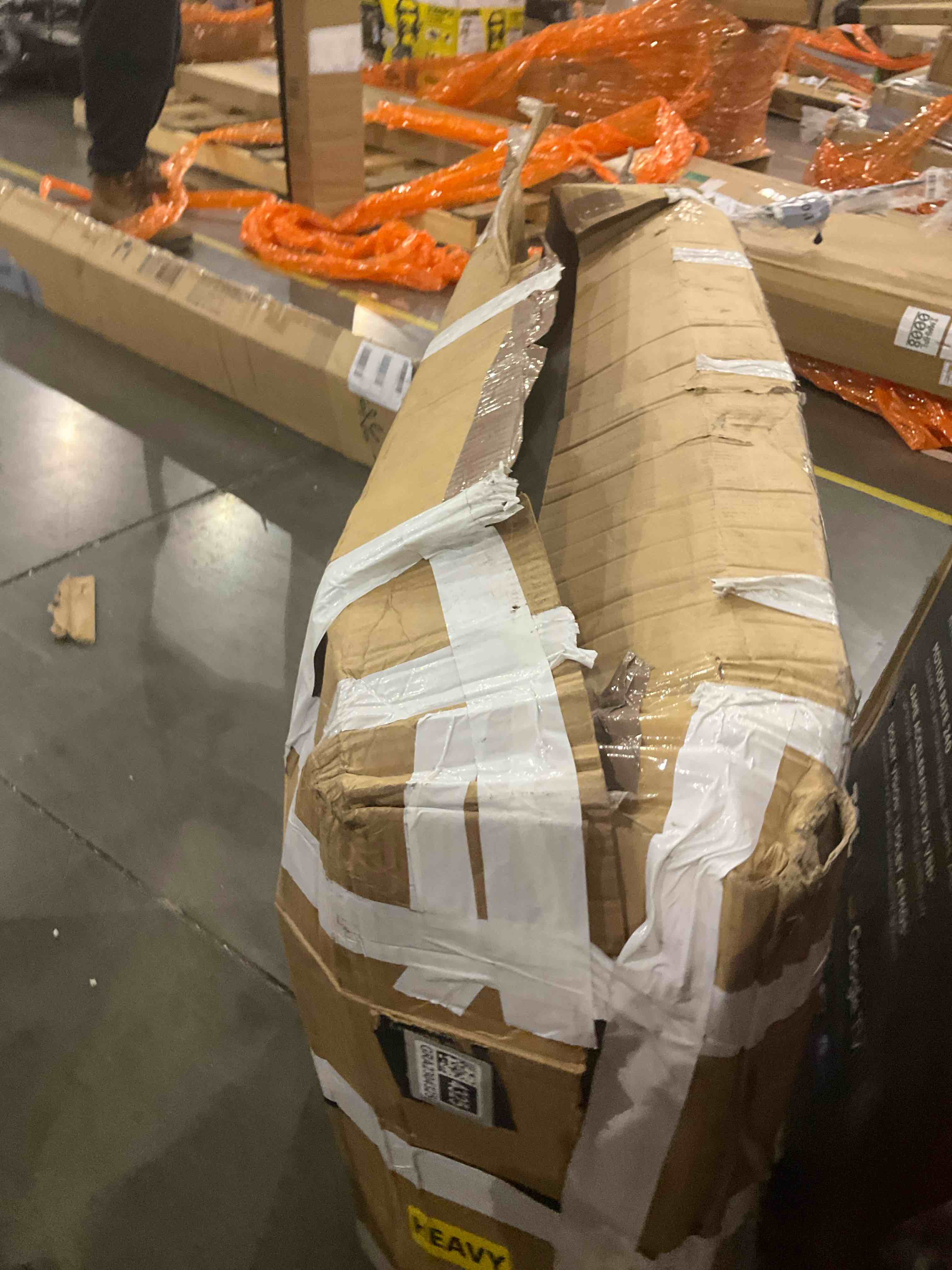 https://s3.amazonaws.com/lotting-images-prod/bidfta/GRA2304325_1748603689879.jpeg