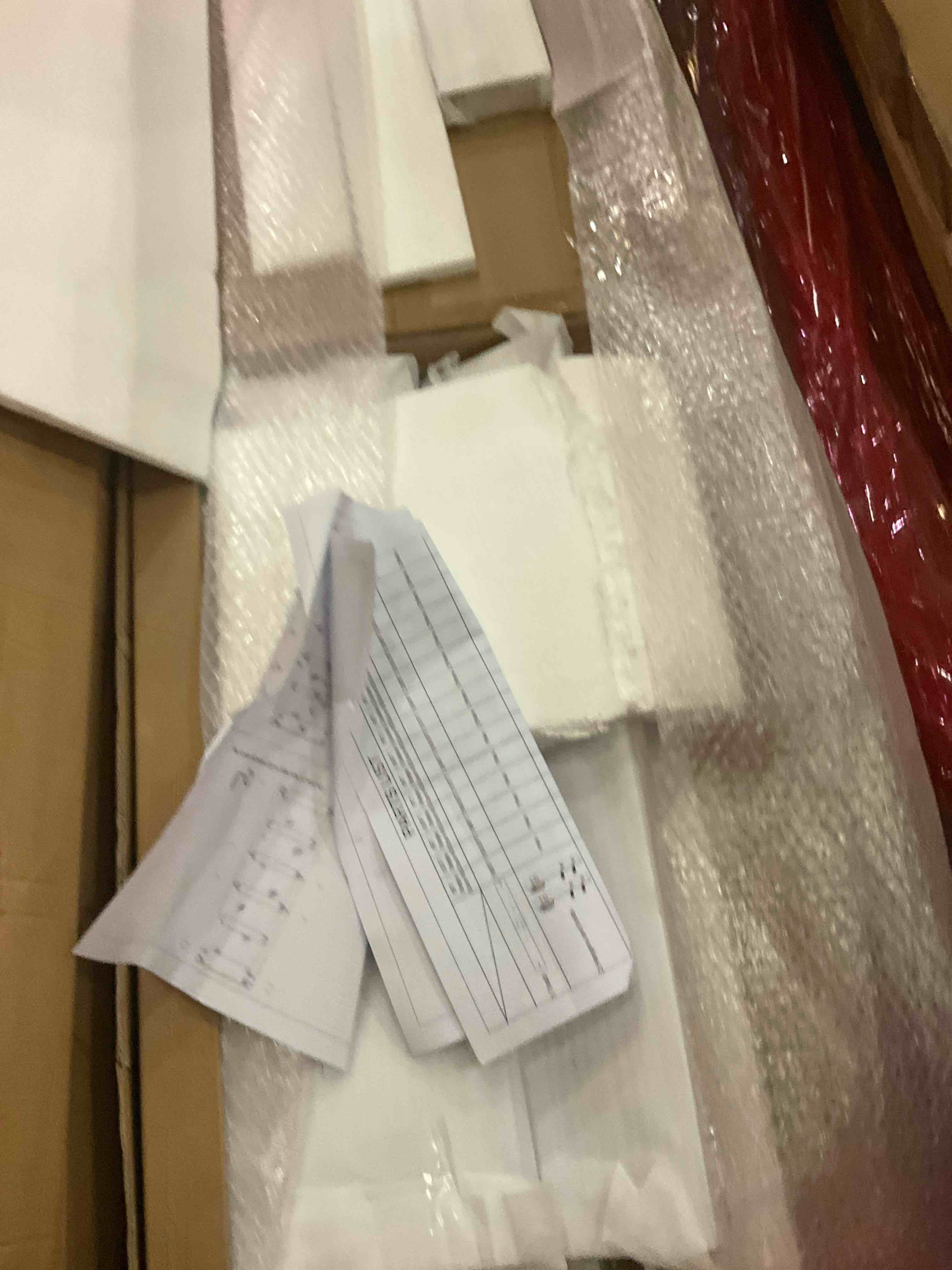 https://s3.amazonaws.com/lotting-images-prod/bidfta/GRA2304475_1748617333329.jpeg
