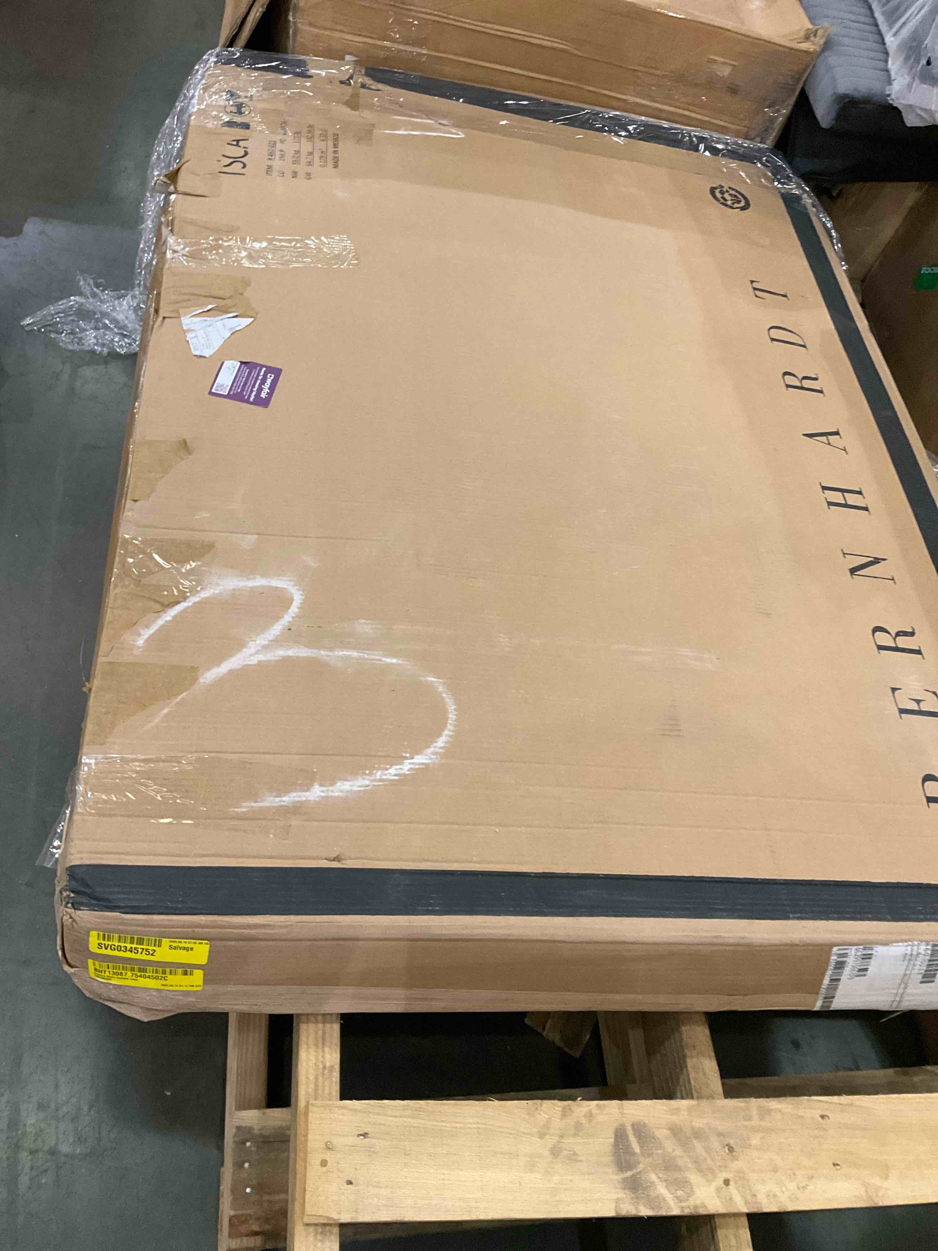 https://s3.amazonaws.com/lotting-images-prod/bidfta/GRA2304708_1749646181474.jpeg