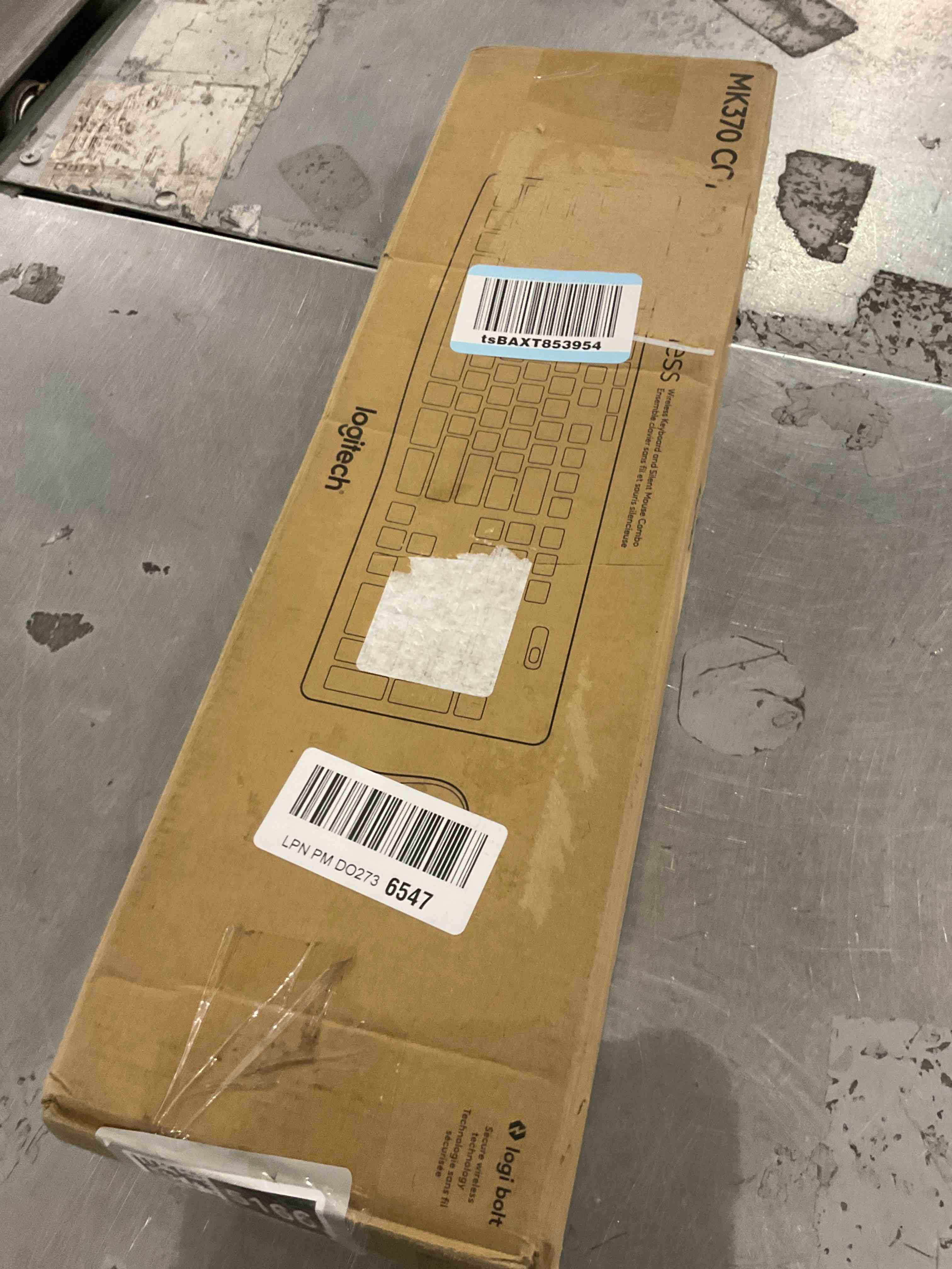 https://s3.amazonaws.com/lotting-images-prod/bidfta/GRA2305166_1747663306309.jpeg