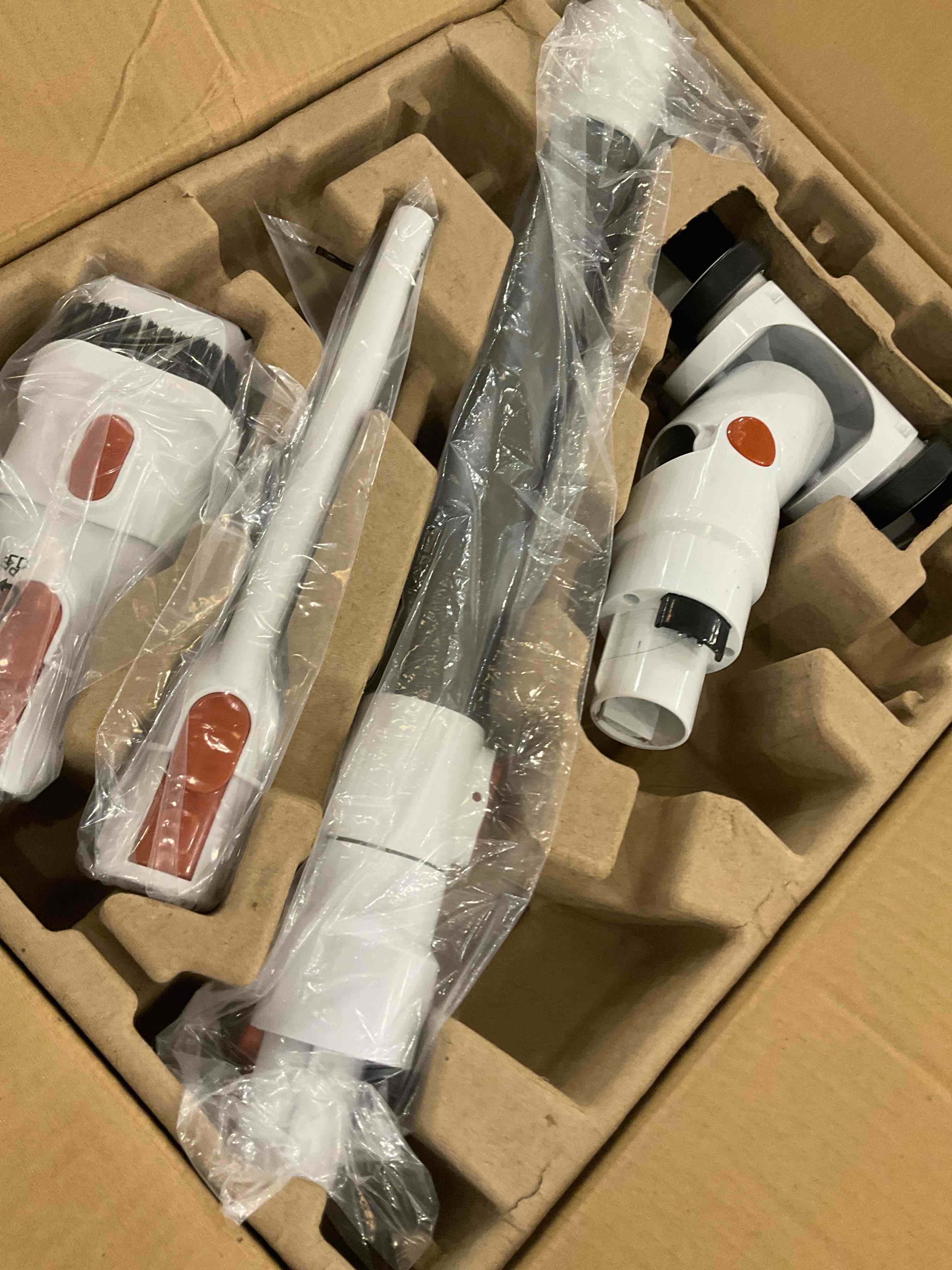 https://s3.amazonaws.com/lotting-images-prod/bidfta/GRA2305419_1747681366291.jpeg