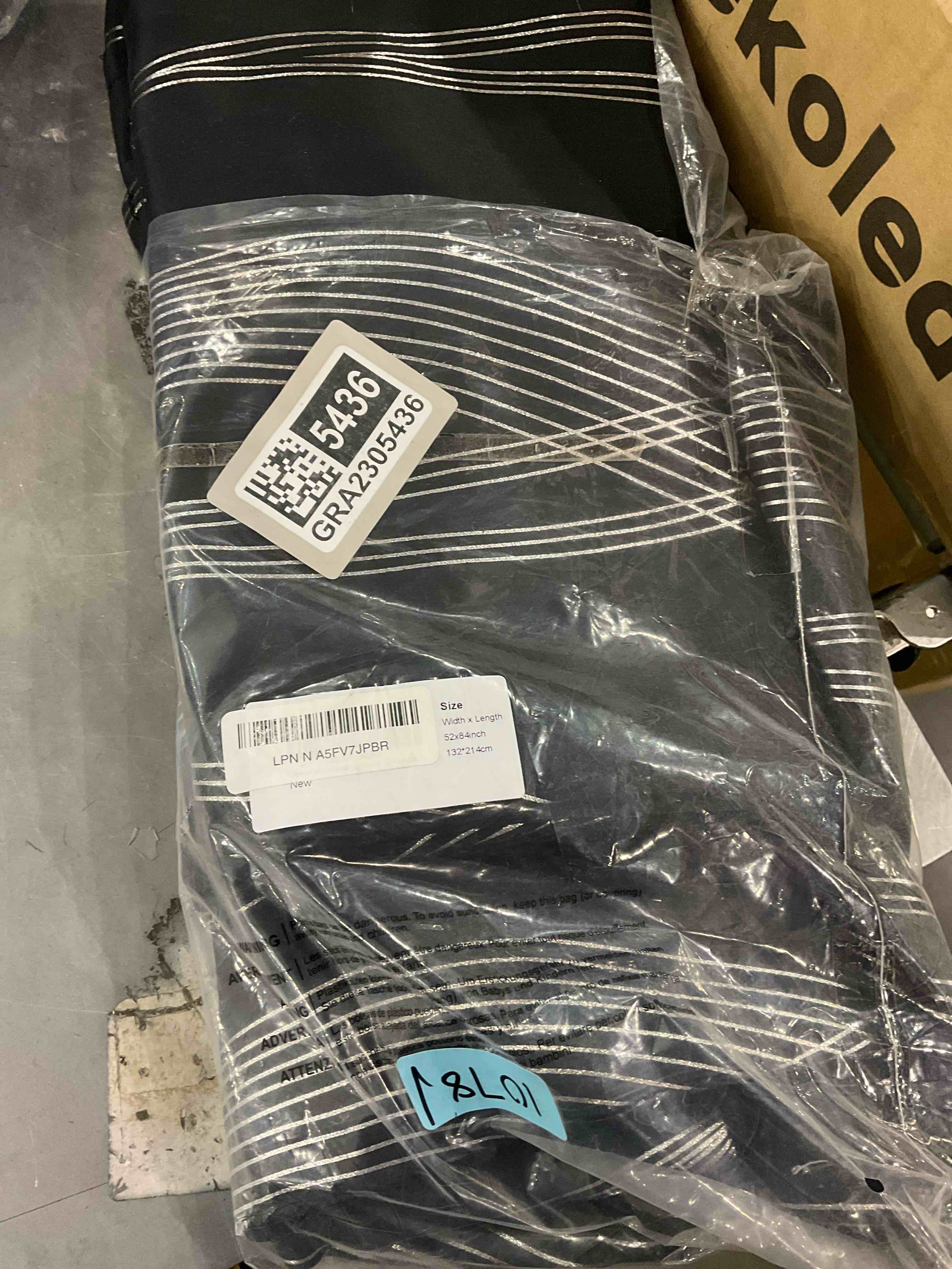 https://s3.amazonaws.com/lotting-images-prod/bidfta/GRA2305436_1747739449080.jpeg