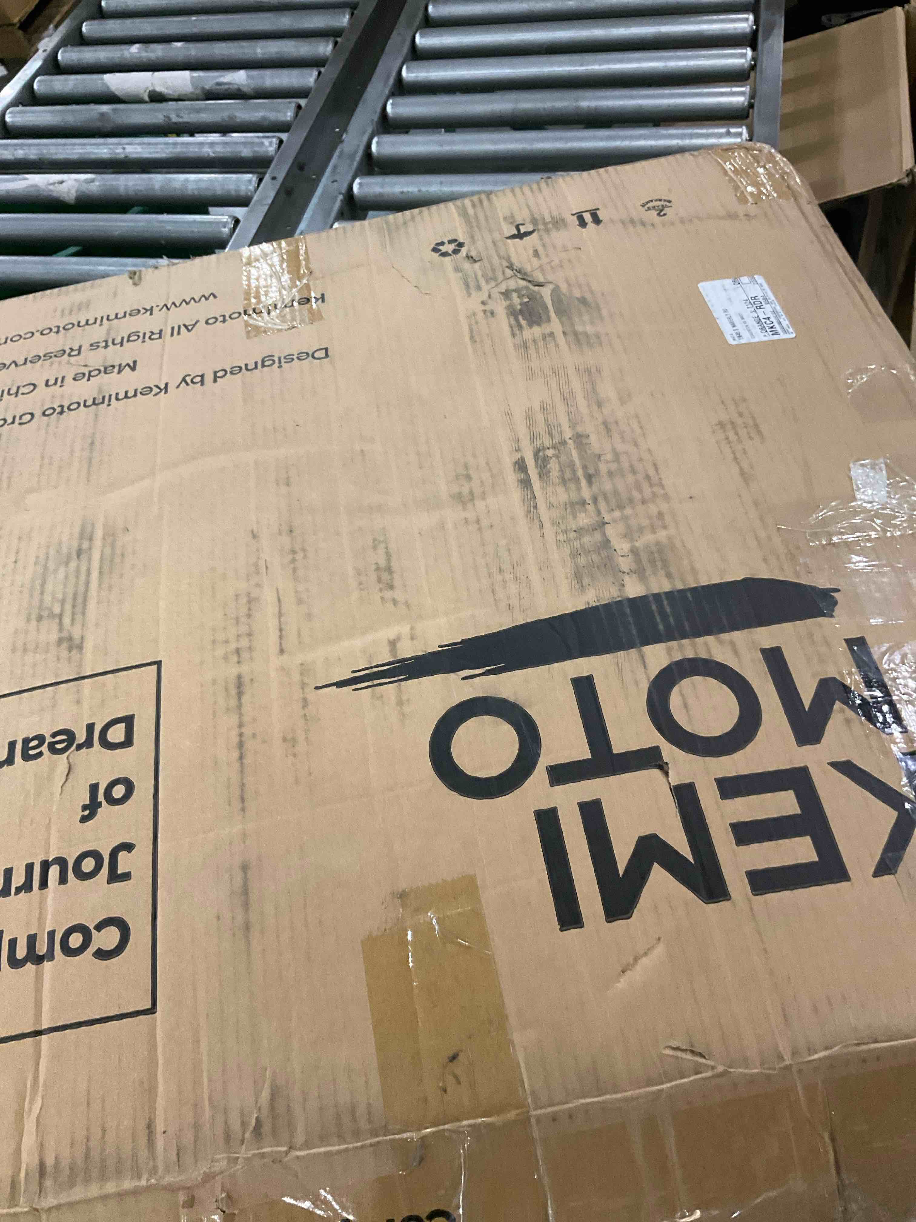 https://s3.amazonaws.com/lotting-images-prod/bidfta/GRA2305555_1747747895814.jpeg