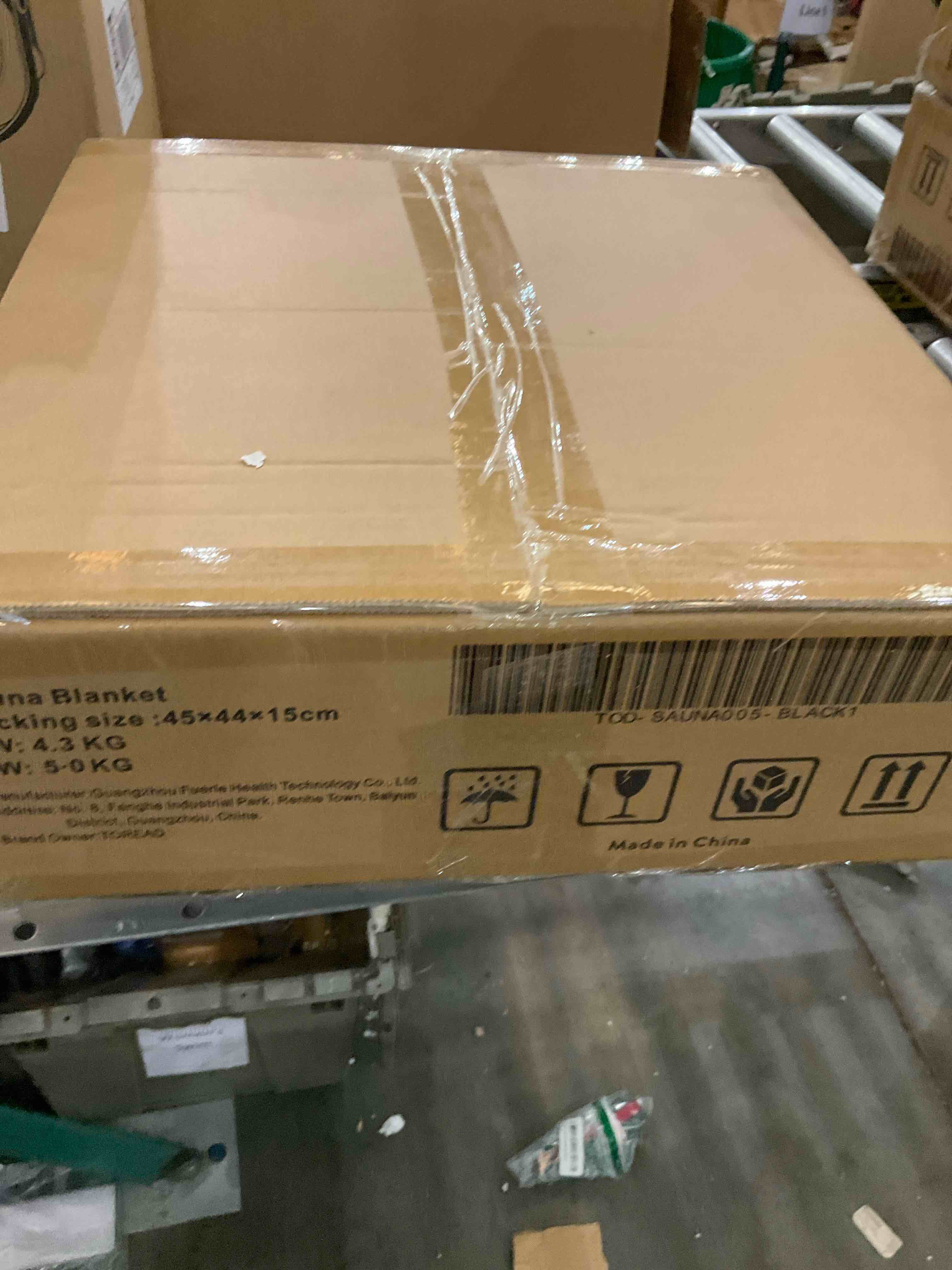 https://s3.amazonaws.com/lotting-images-prod/bidfta/GRA2306412_1747837153082.jpeg