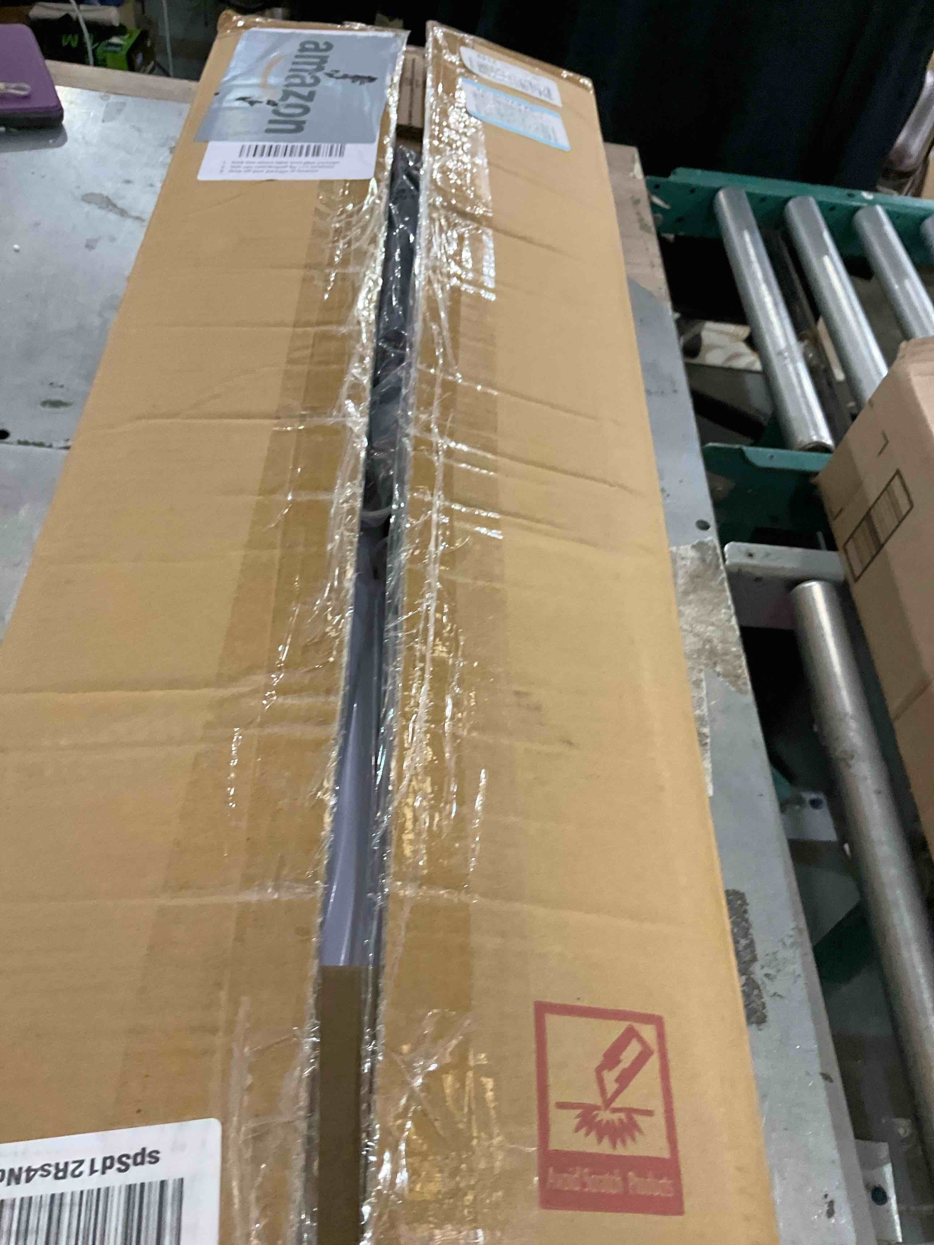 https://s3.amazonaws.com/lotting-images-prod/bidfta/GRA2308929_1747831304447.jpeg