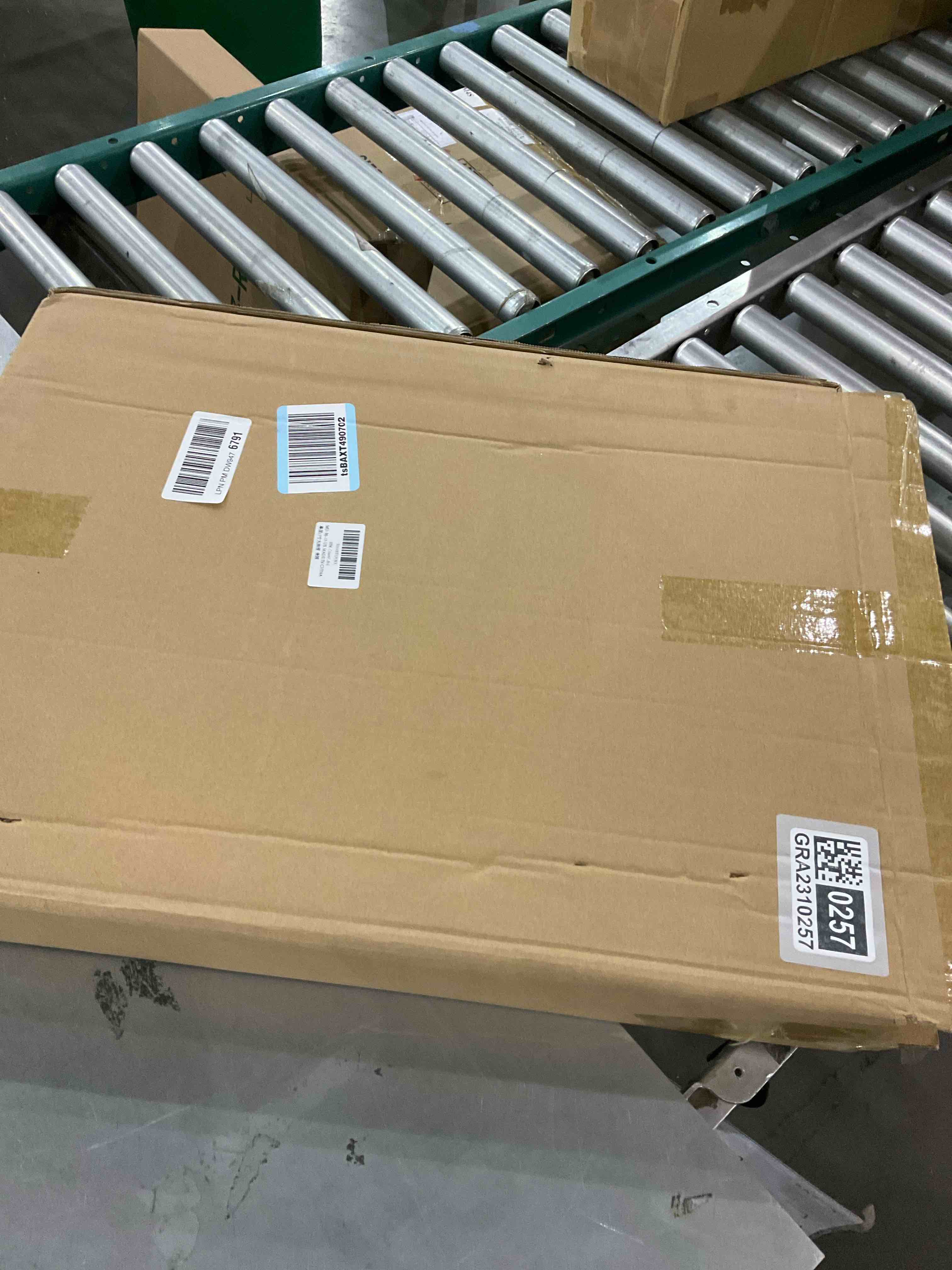https://s3.amazonaws.com/lotting-images-prod/bidfta/GRA2310257_1748433027859.jpeg