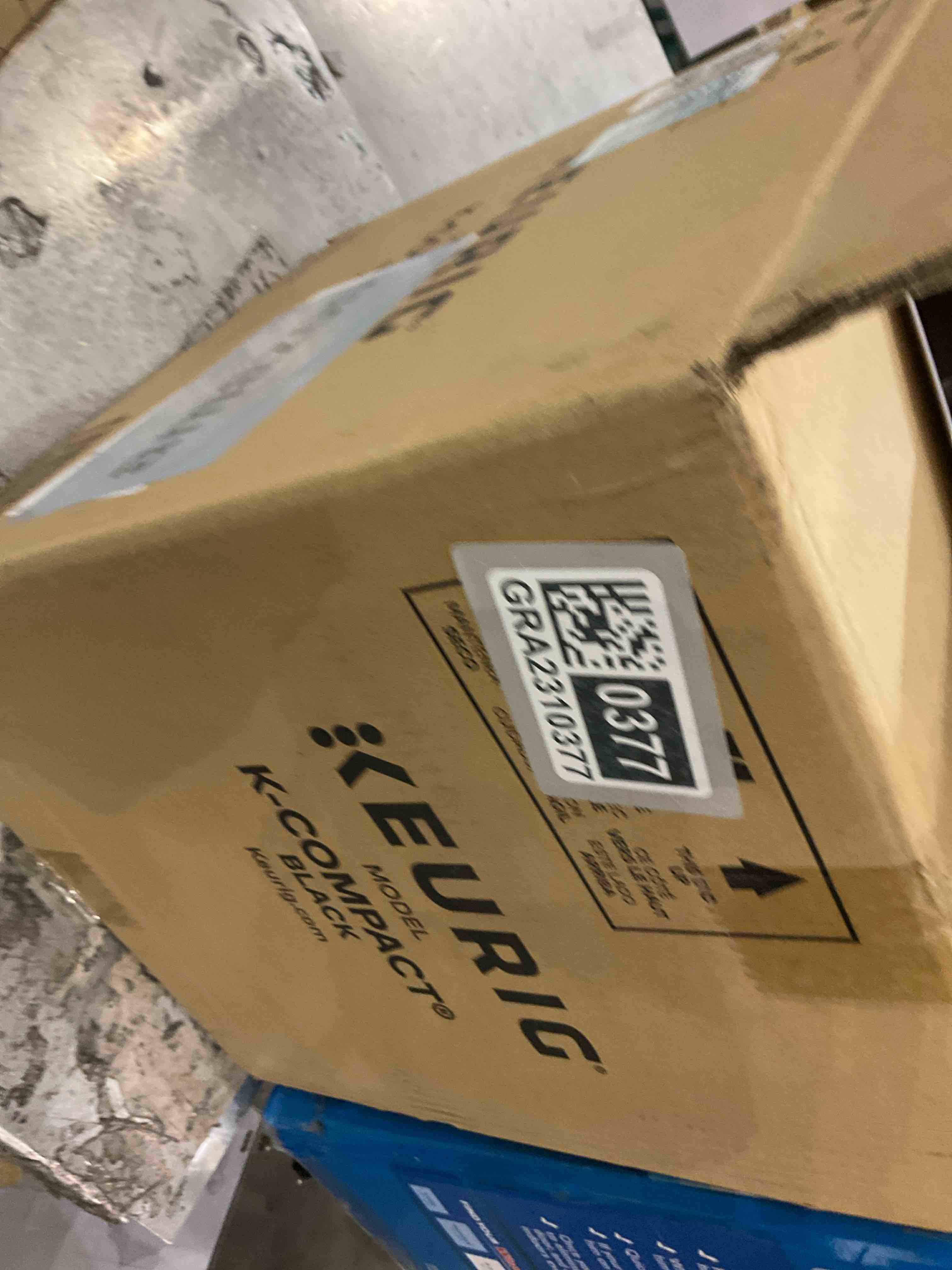 https://s3.amazonaws.com/lotting-images-prod/bidfta/GRA2310377_1748433406610.jpeg