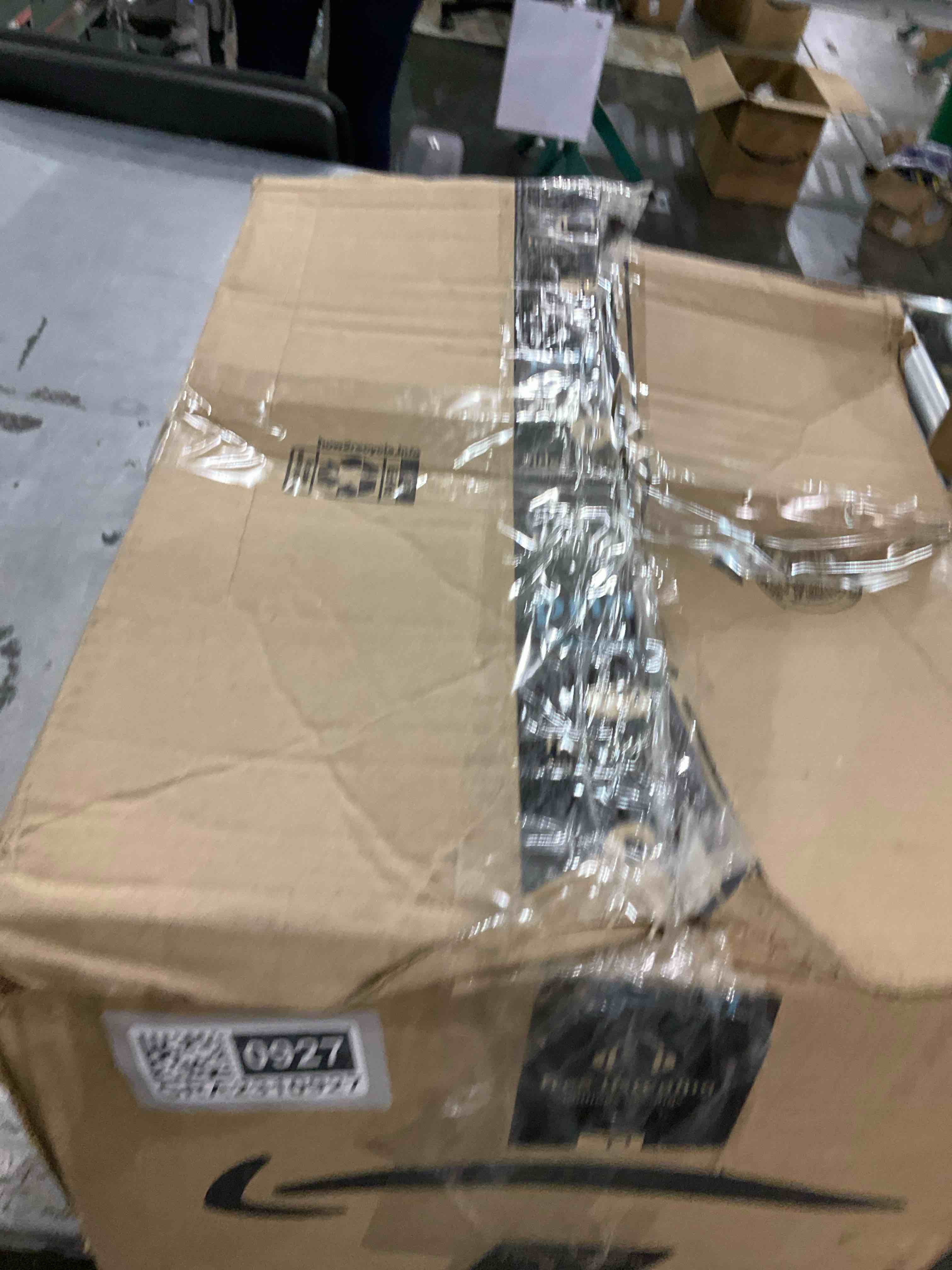 https://s3.amazonaws.com/lotting-images-prod/bidfta/GRA2310927_1748517748486.jpeg