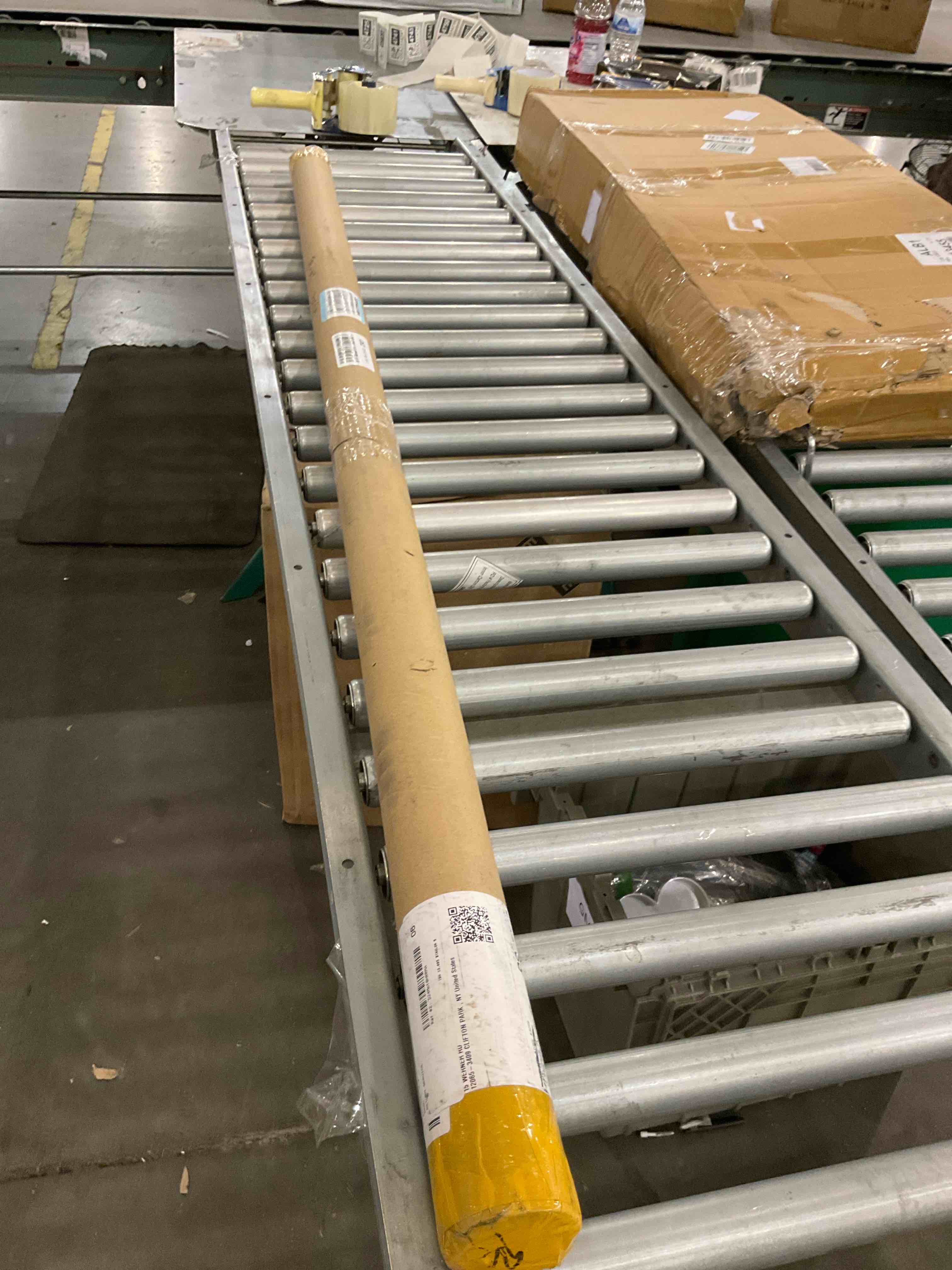 https://s3.amazonaws.com/lotting-images-prod/bidfta/GRA2311725_1748527694059.jpeg