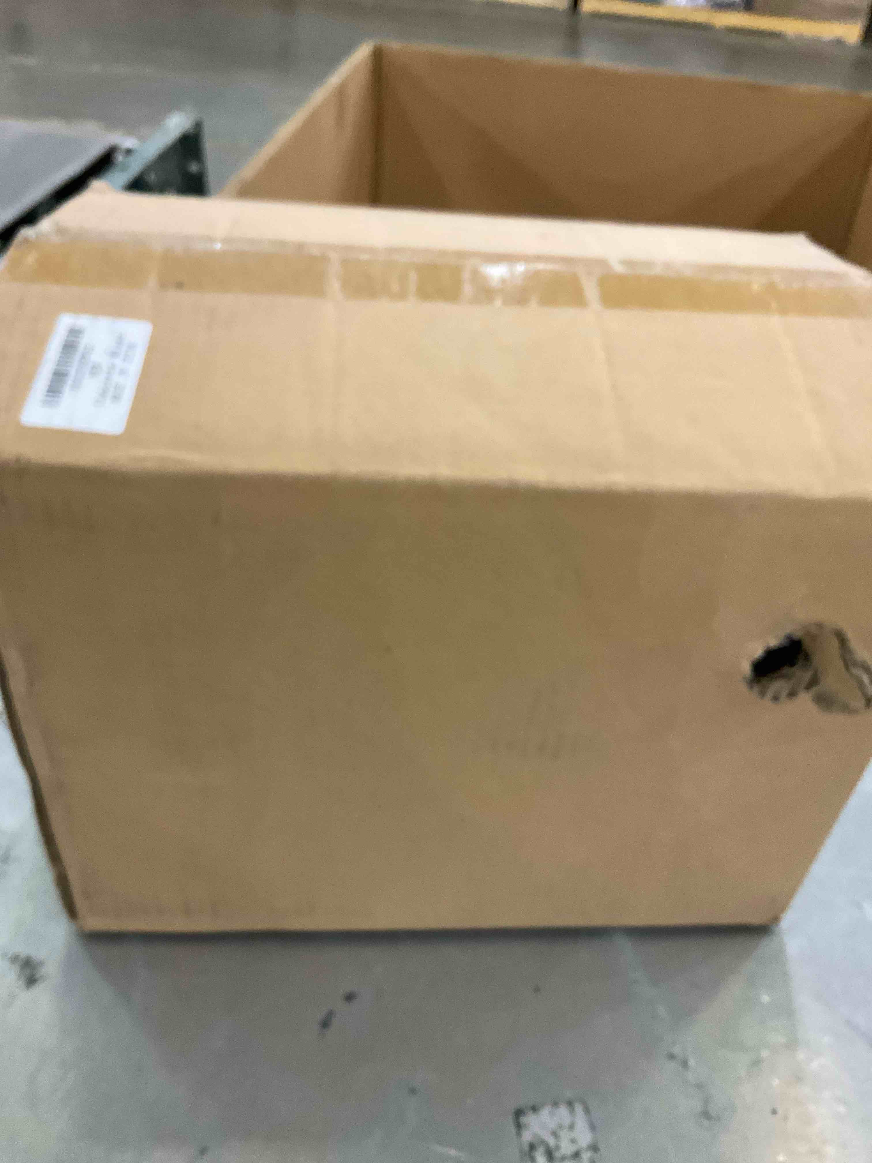 https://s3.amazonaws.com/lotting-images-prod/bidfta/GRA2312039_1748440336728.jpeg