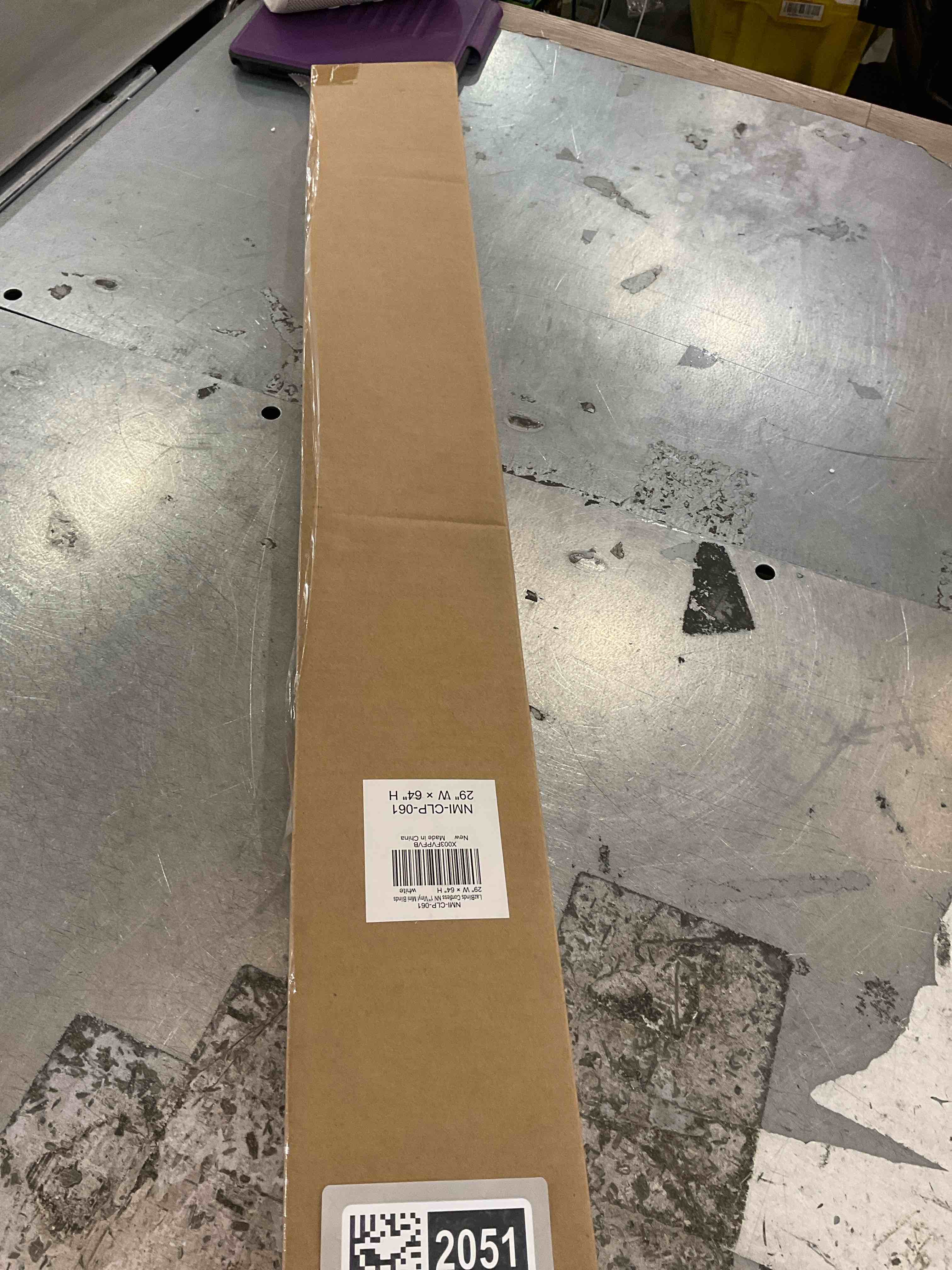 https://s3.amazonaws.com/lotting-images-prod/bidfta/GRA2312051_1748539822159.jpeg