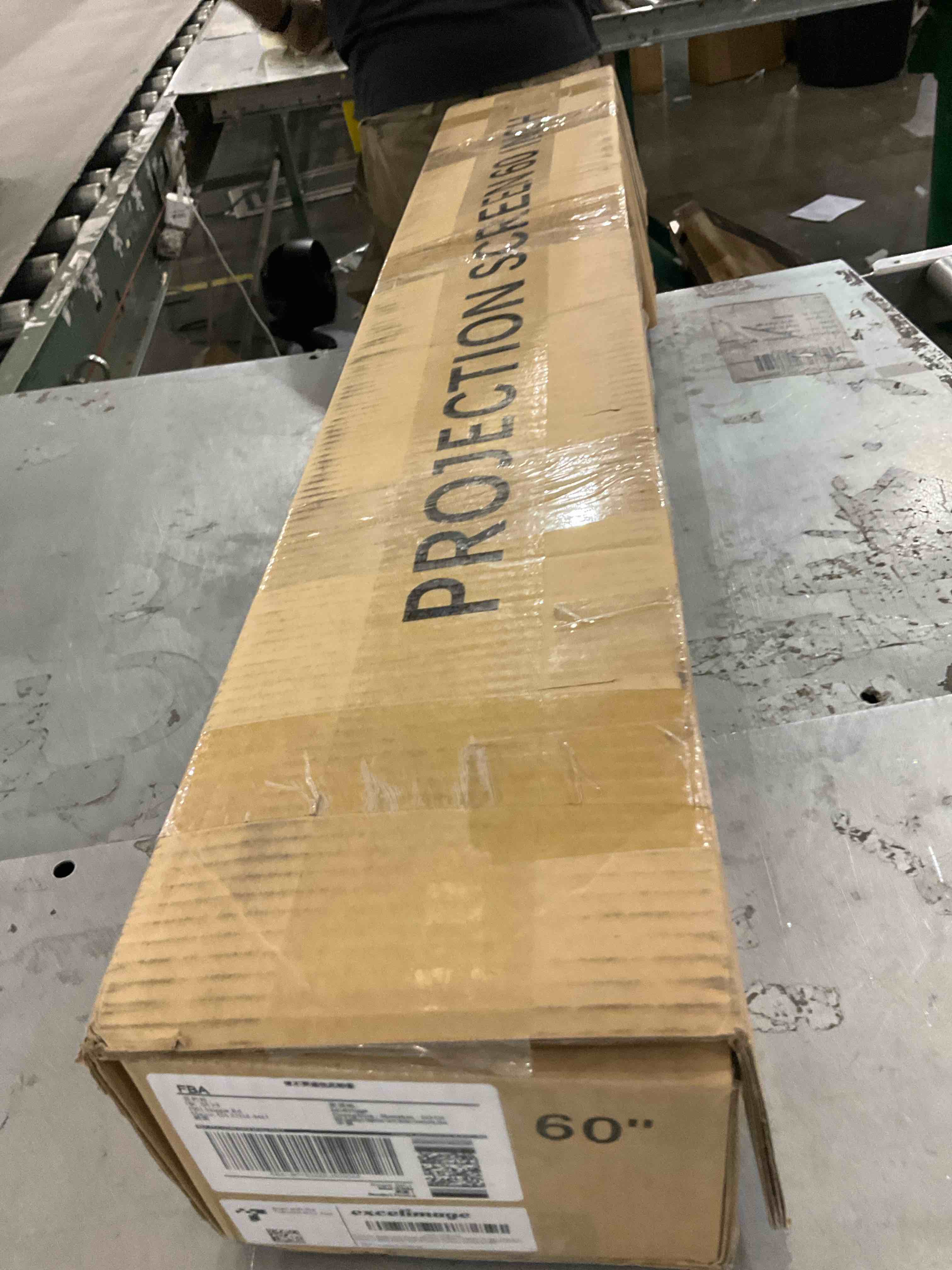 https://s3.amazonaws.com/lotting-images-prod/bidfta/GRA2312685_1748952612550.jpeg
