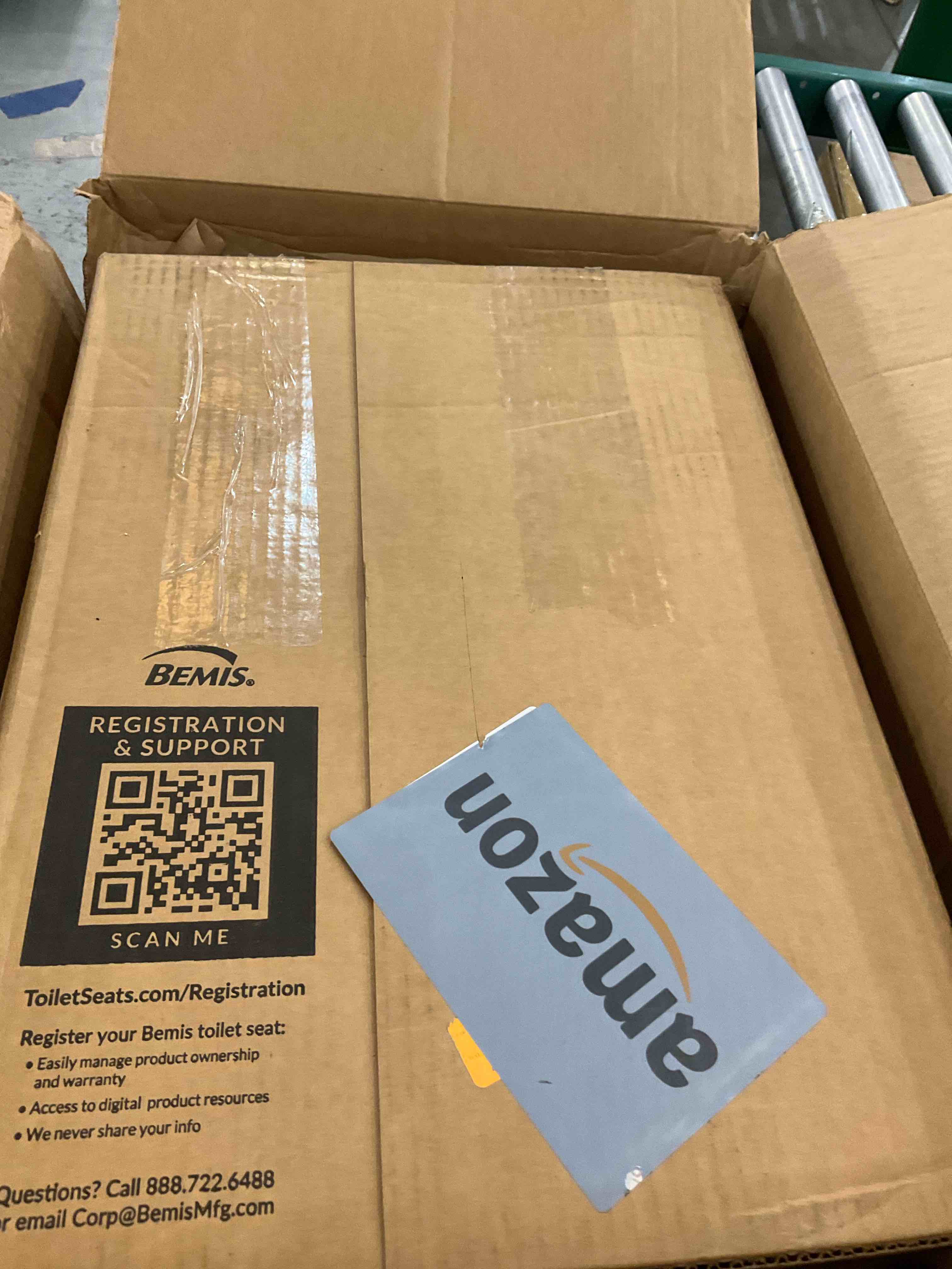 https://s3.amazonaws.com/lotting-images-prod/bidfta/GRA2312727_1748891931855.jpeg