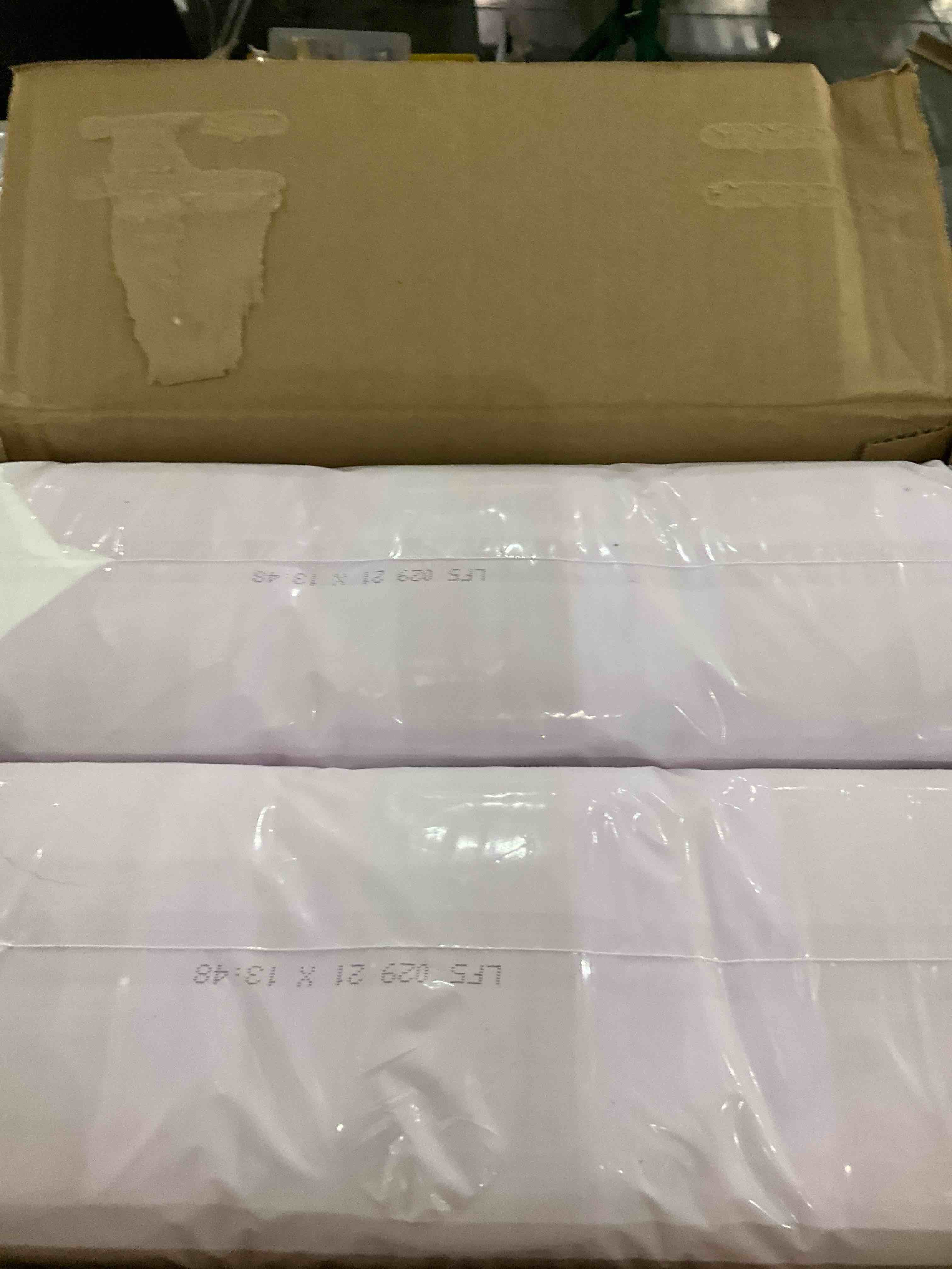 https://s3.amazonaws.com/lotting-images-prod/bidfta/GRA2312728_1748891759435.jpeg