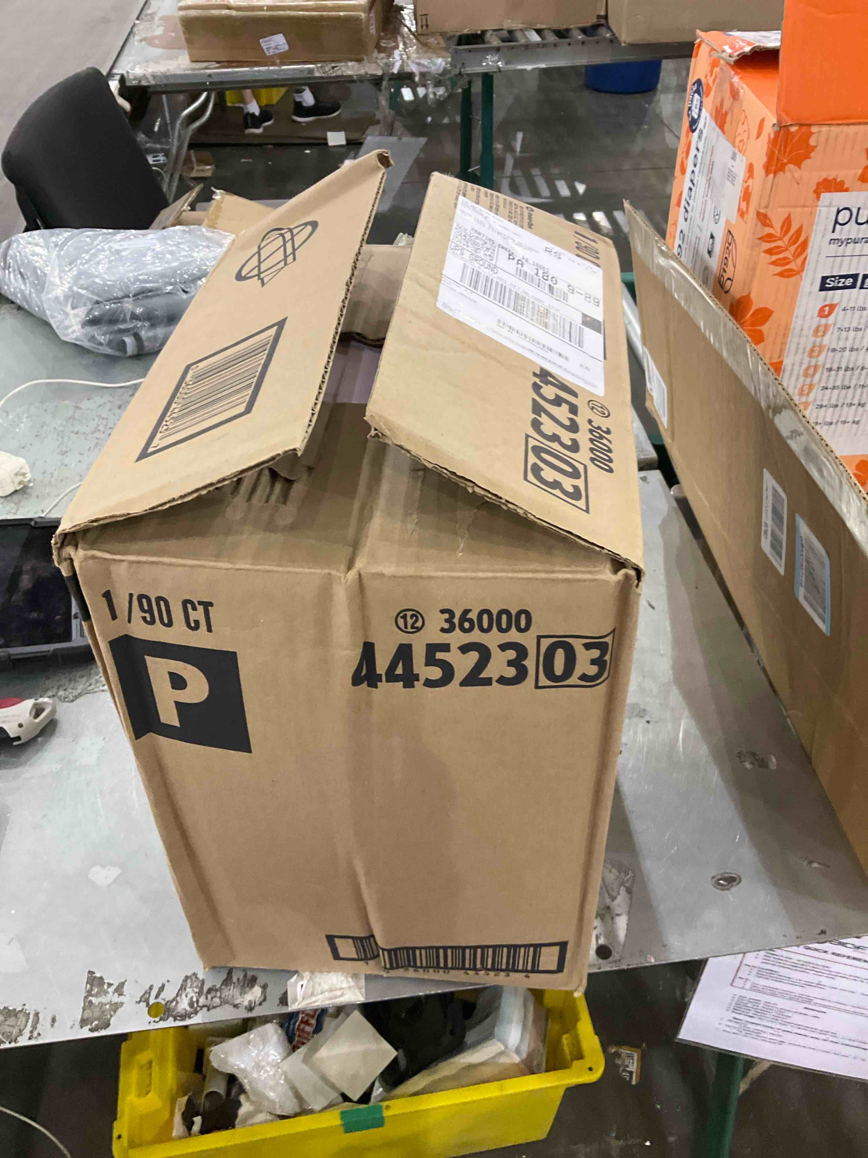 https://s3.amazonaws.com/lotting-images-prod/bidfta/GRA2312728_1748891782524.jpeg