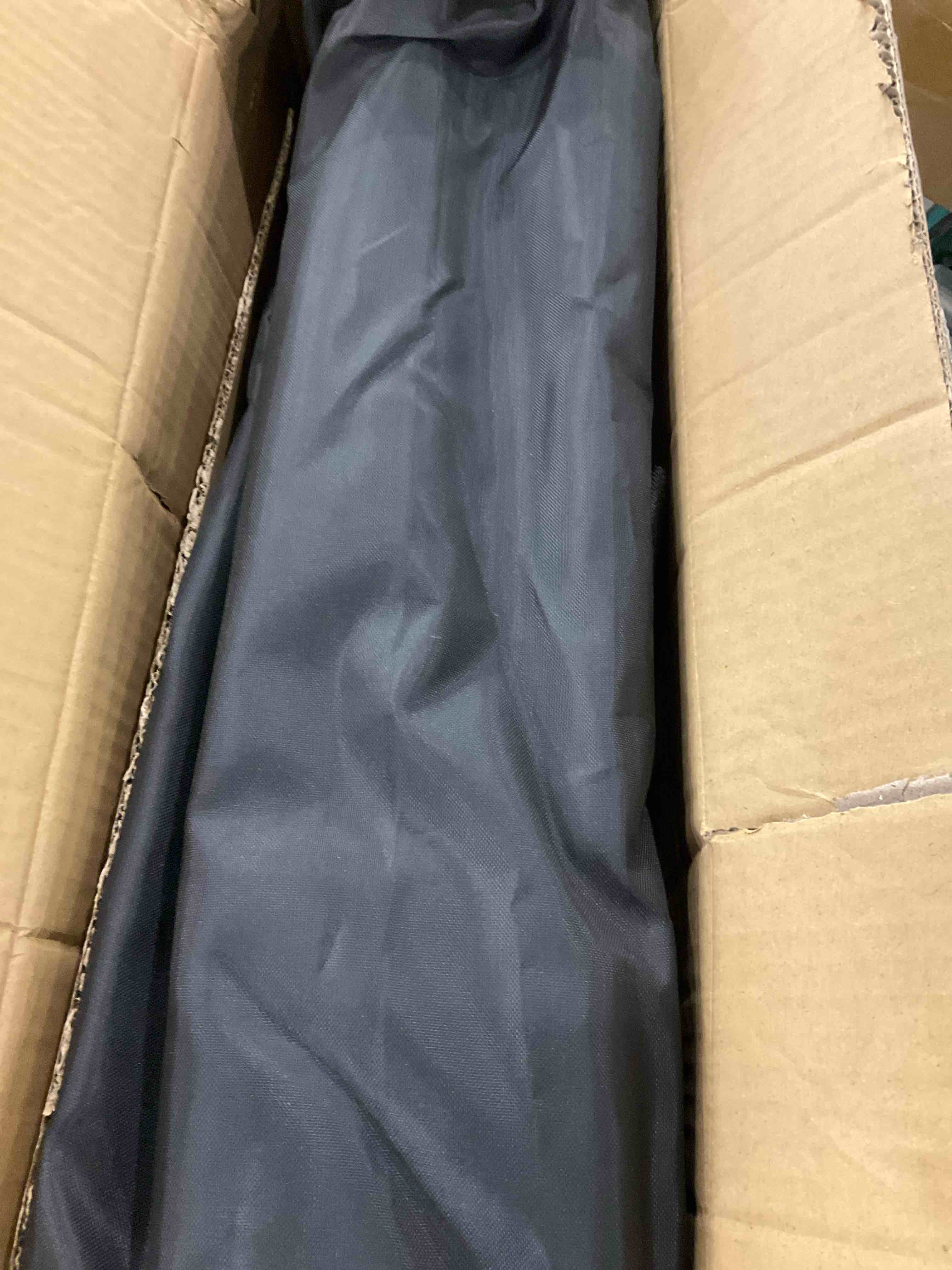 https://s3.amazonaws.com/lotting-images-prod/bidfta/GRA2312760_1748952478915.jpeg