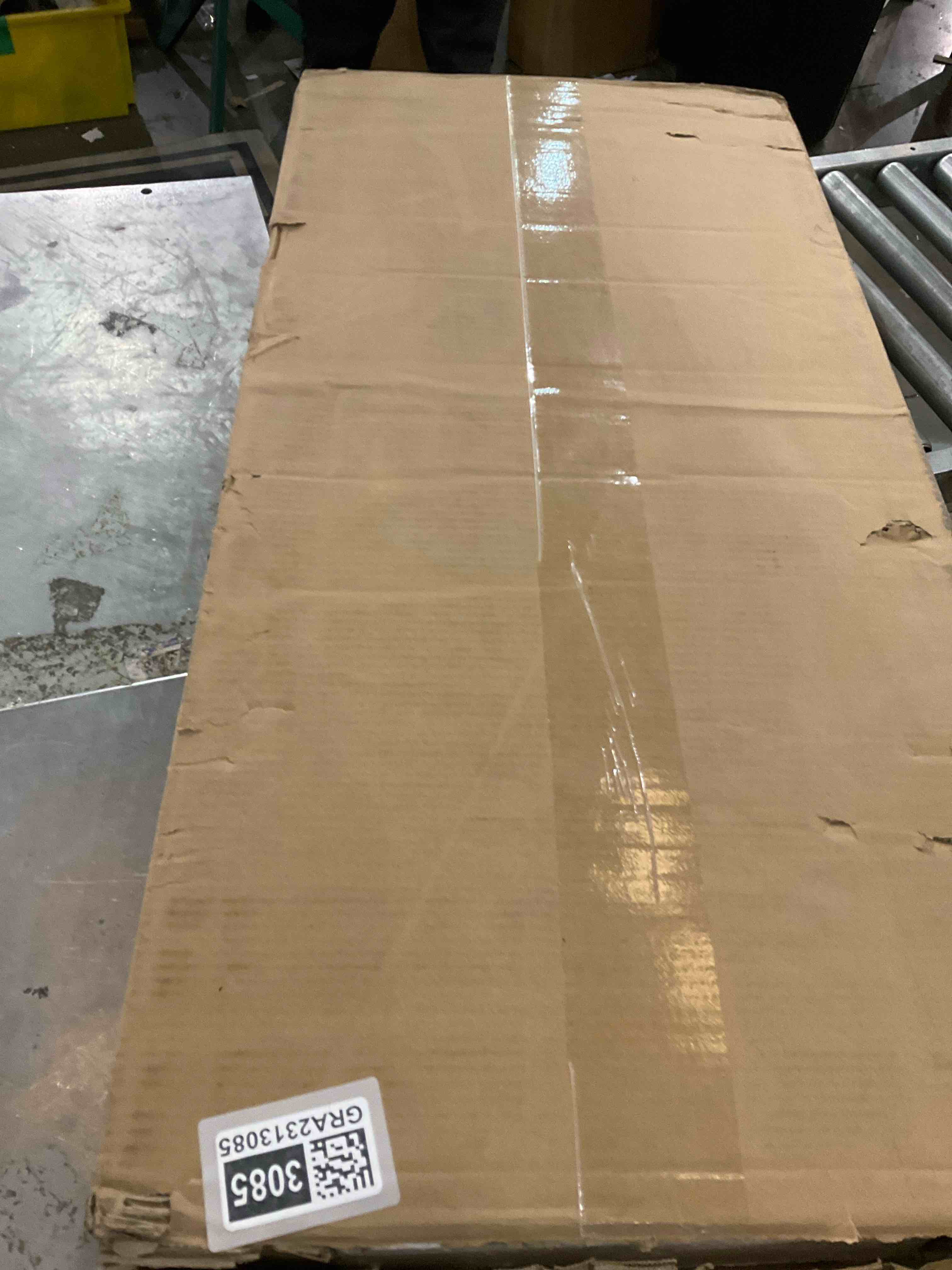 https://s3.amazonaws.com/lotting-images-prod/bidfta/GRA2313085_1748955403329.jpeg