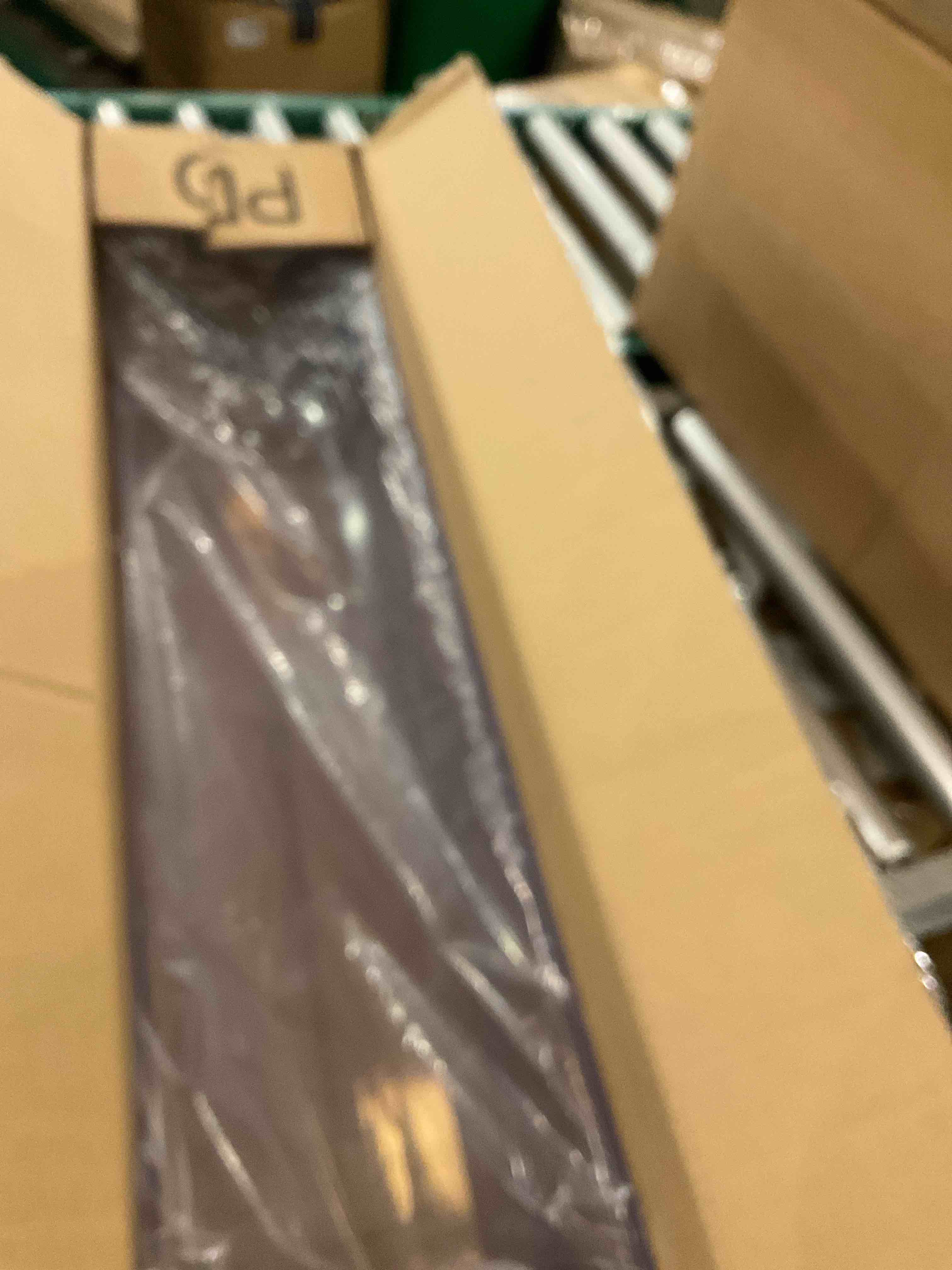 https://s3.amazonaws.com/lotting-images-prod/bidfta/GRA2313212_1748962145255.jpeg