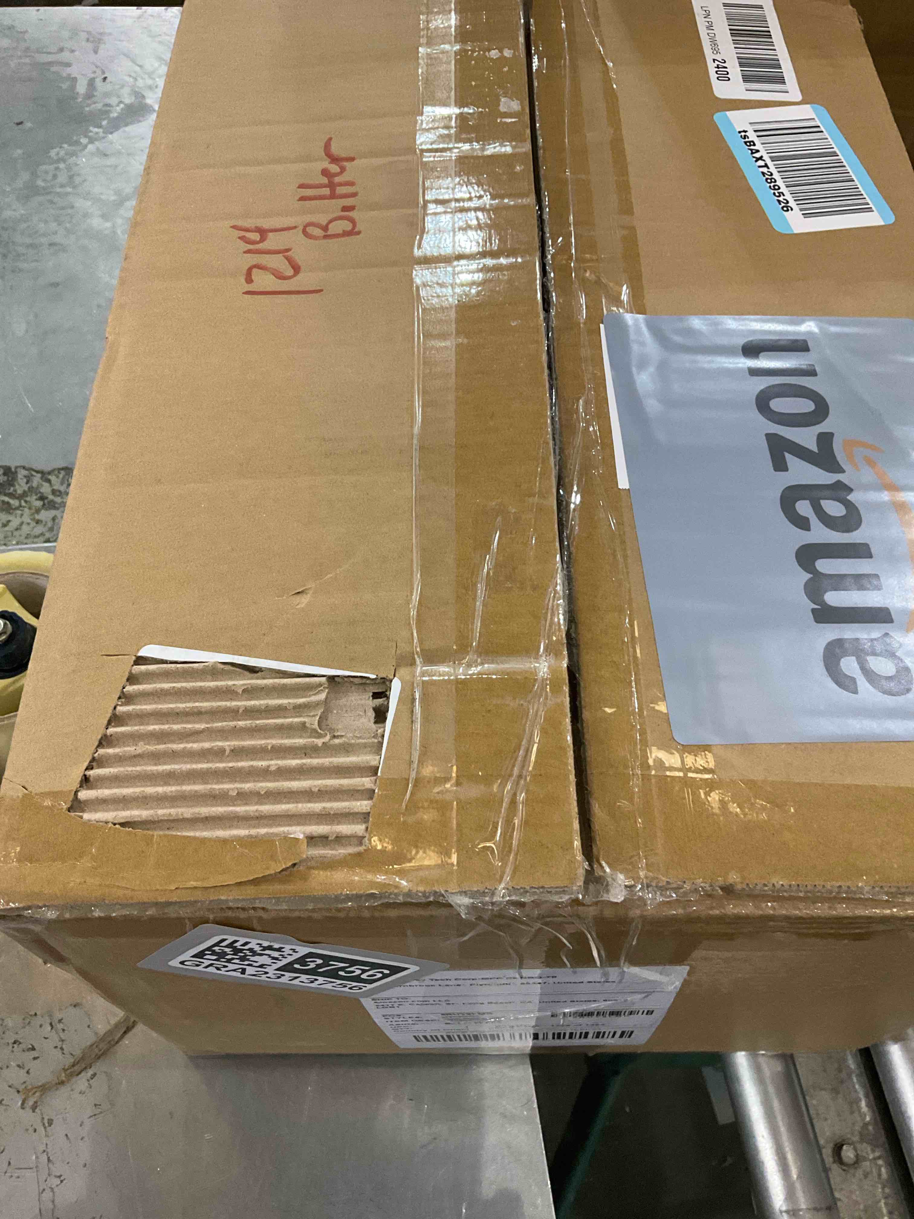 https://s3.amazonaws.com/lotting-images-prod/bidfta/GRA2313756_1749045711041.jpeg