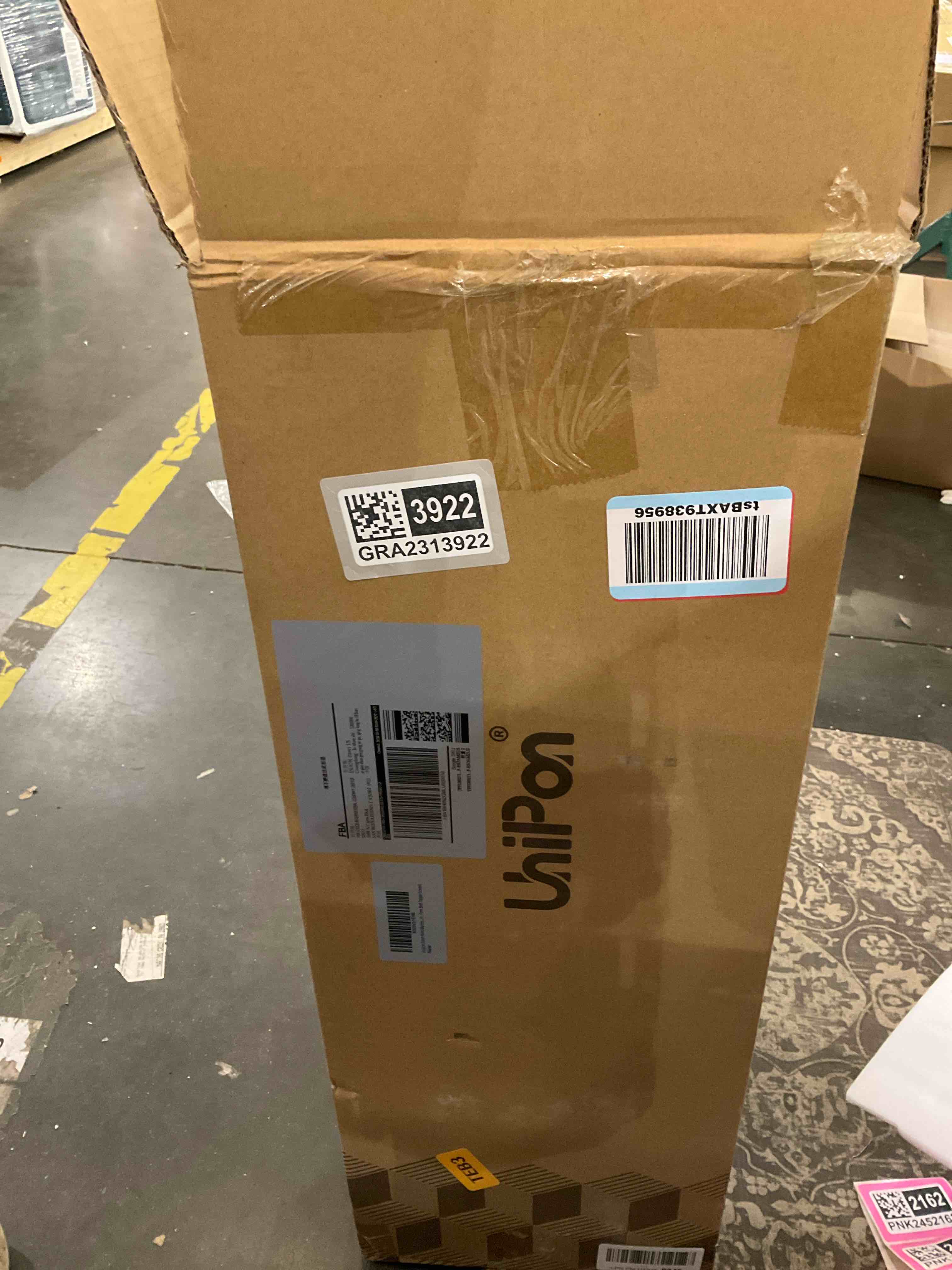 https://s3.amazonaws.com/lotting-images-prod/bidfta/GRA2313922_1749058368567.jpeg
