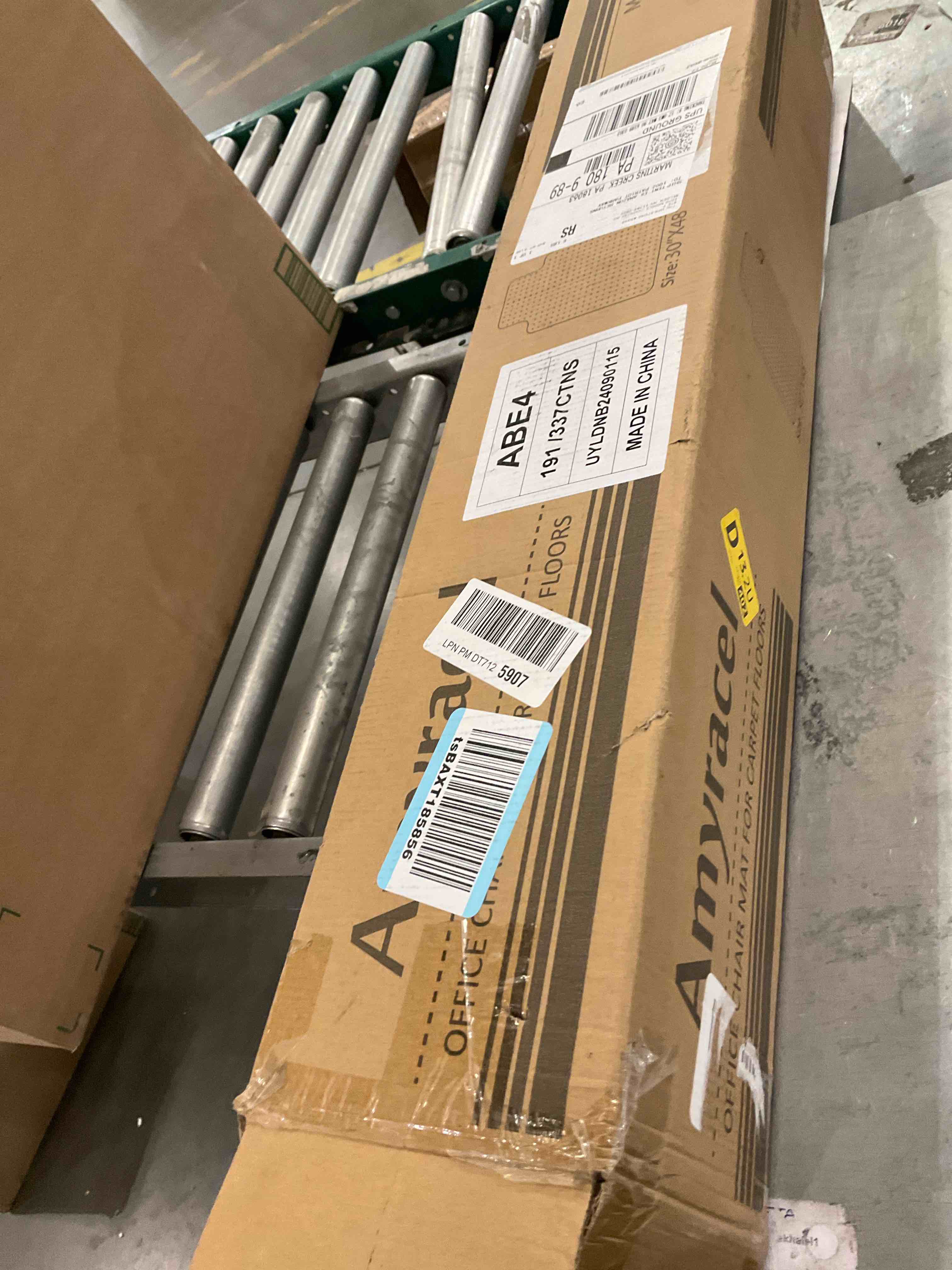 https://s3.amazonaws.com/lotting-images-prod/bidfta/GRA2313963_1749133099105.jpeg