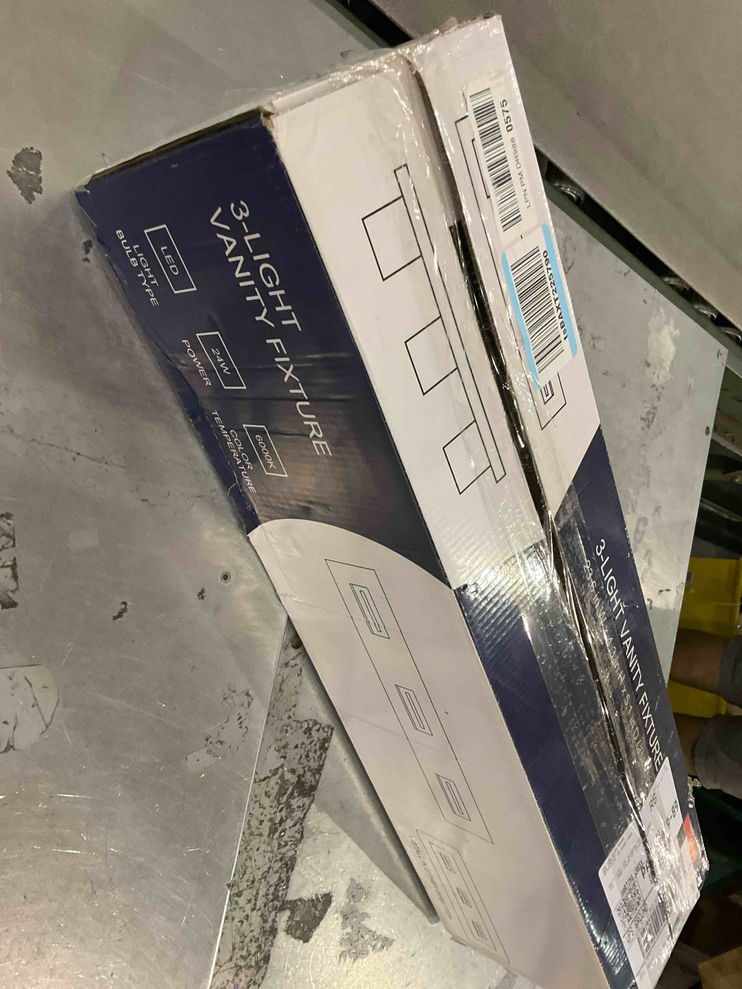 https://s3.amazonaws.com/lotting-images-prod/bidfta/GRA2314446_1748518348286.jpeg